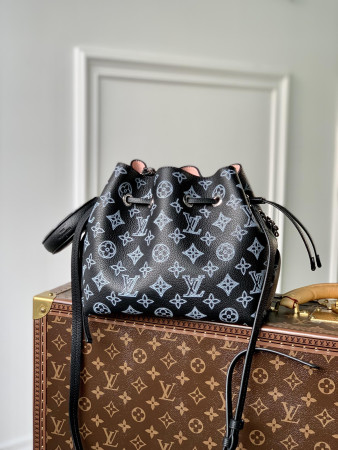 LV BELLA TOTE M59200