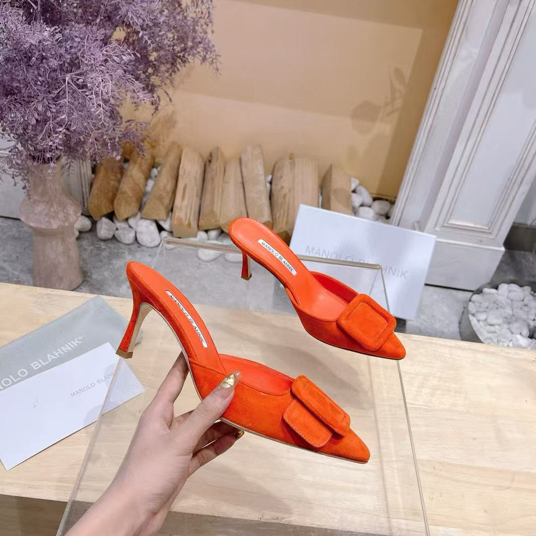 UA Manolo Blahnik Mules 7.5cm