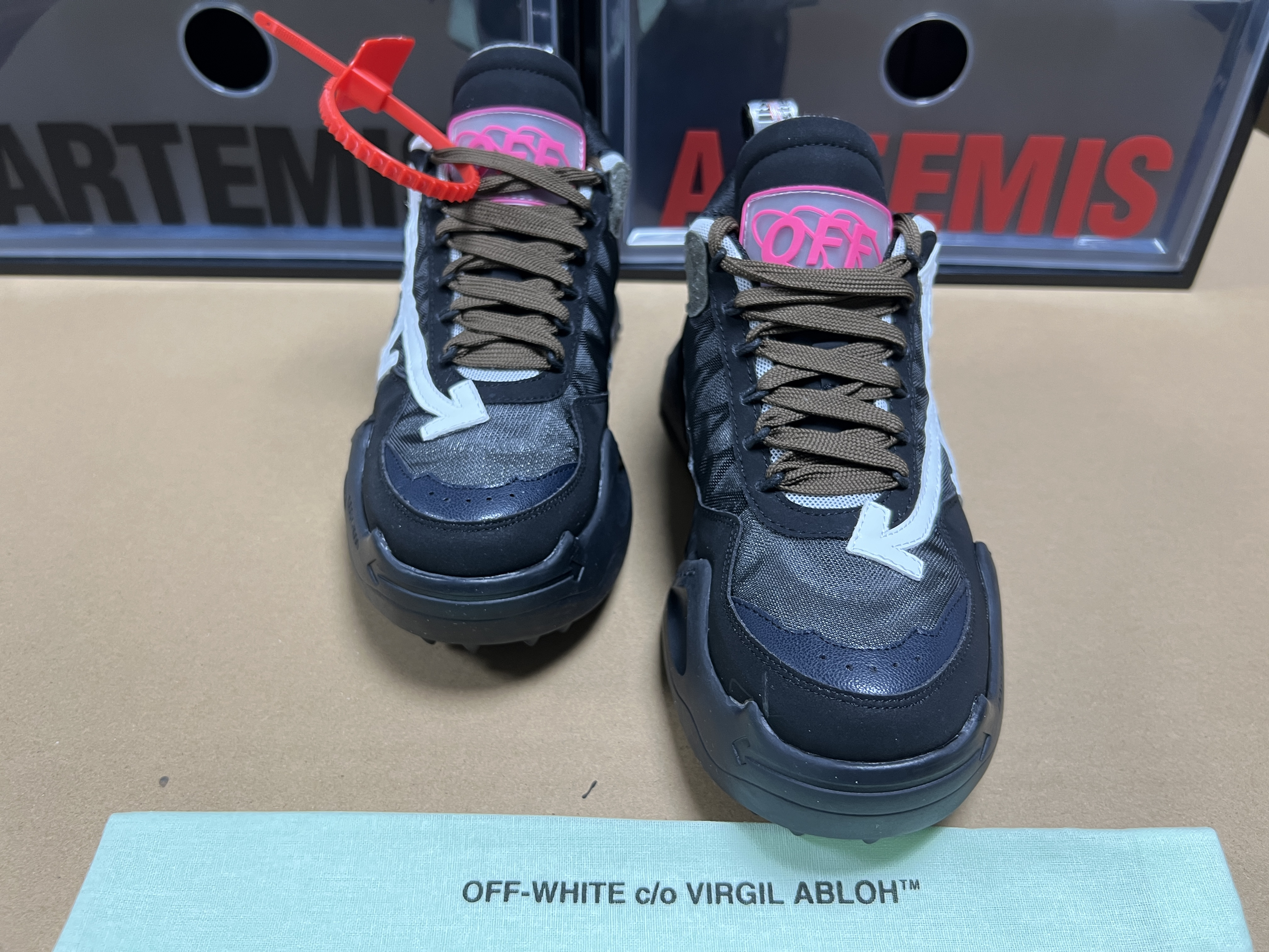 Off-White Odsy-1000 Black