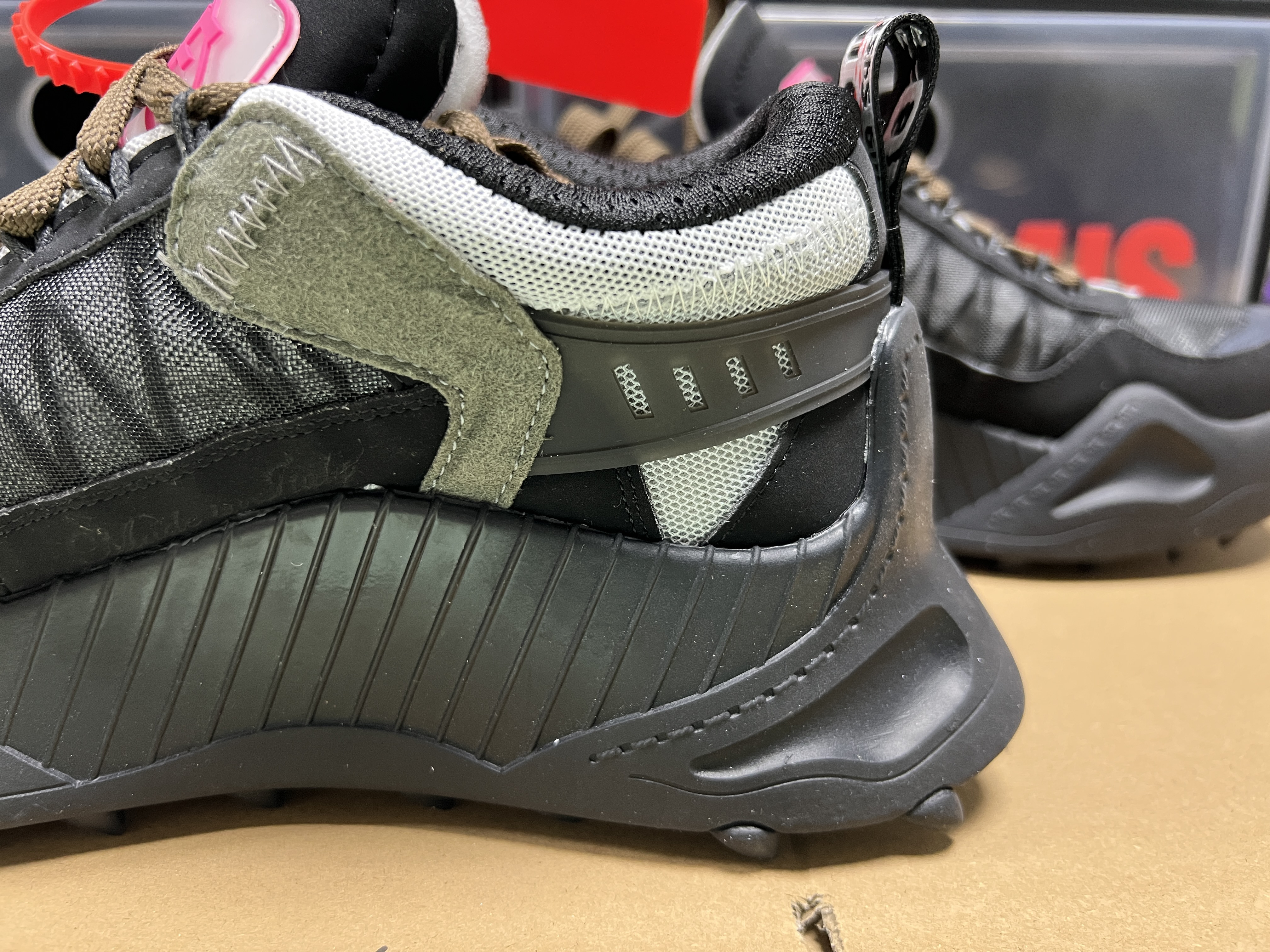 Off-White Odsy-1000 Black