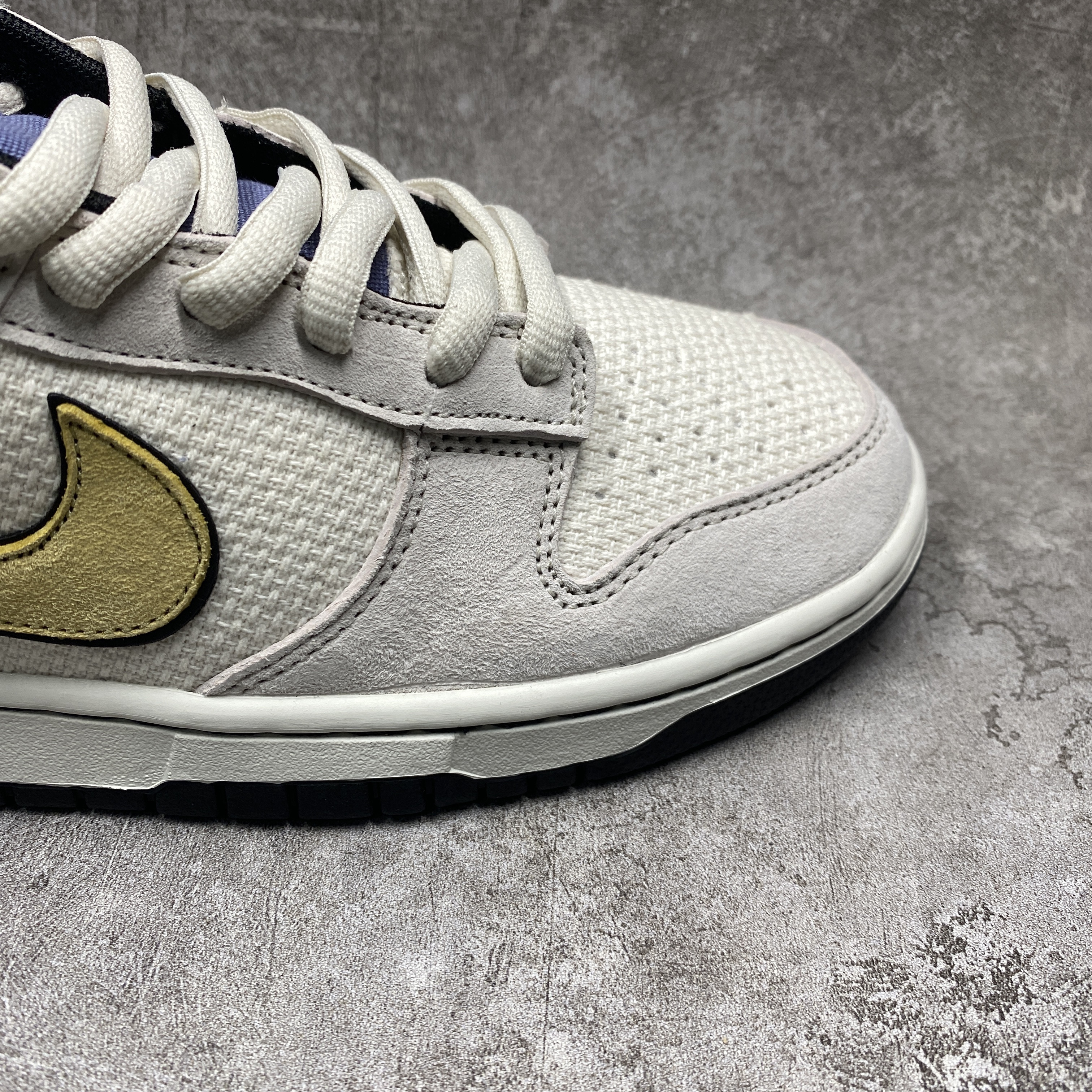 Otomo Katsuhiro x Nike SB Dunk Low Steamboy OST Yellow Blue