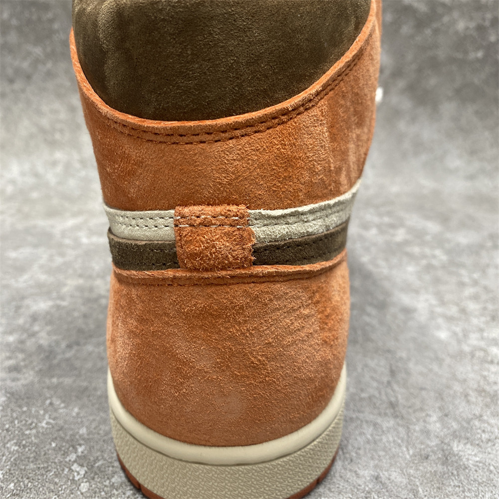 WMNS AIR JORDAN 1 RETRO HIGH OG