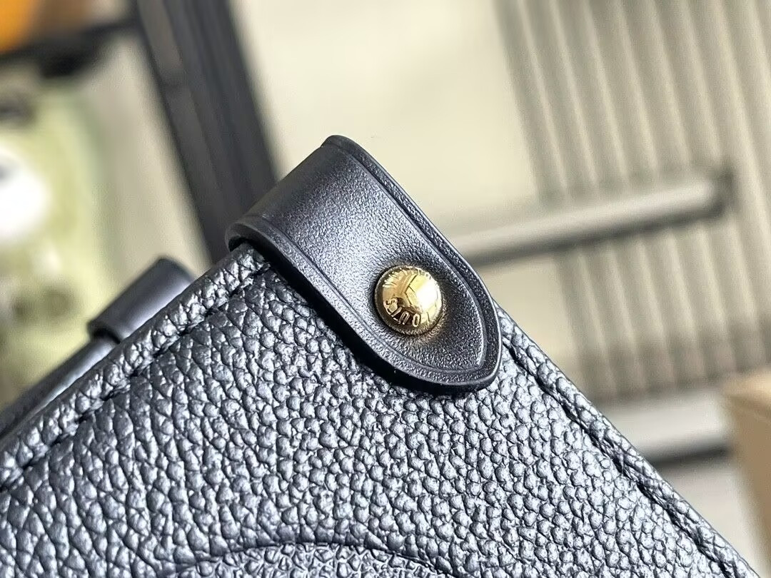 LV OnTheGo GM M44925 41 x 34 x 19 cm