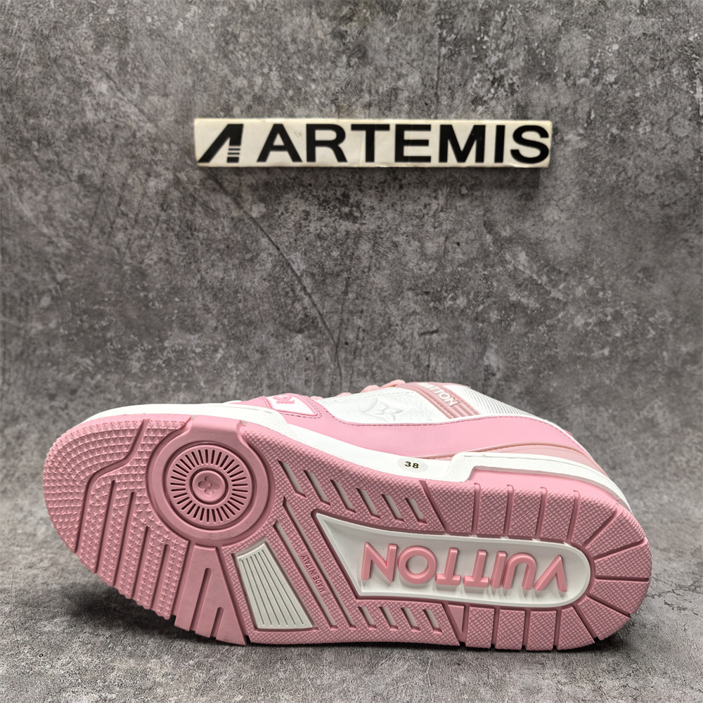 UA LV Trainer Sneaker