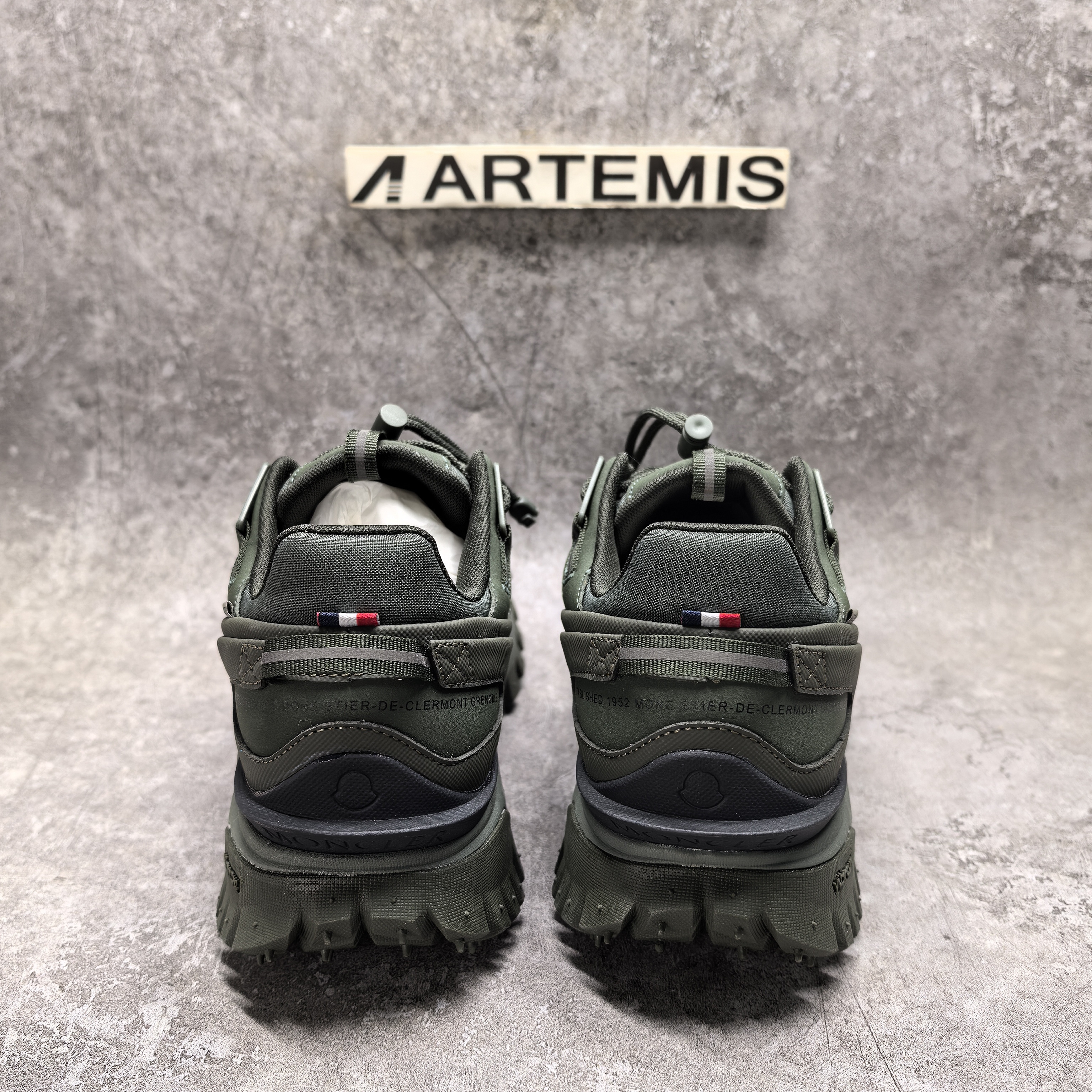 UA Moncler TRAILGRIP