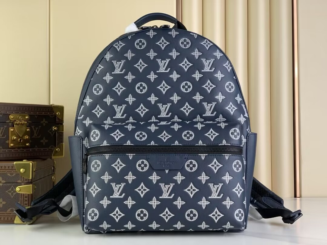 LV M24760 Discovery Backpack