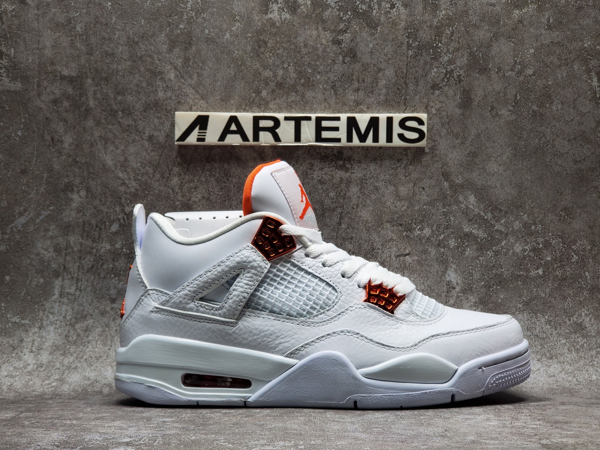 Air Jordan 4 Retro Metallic Orange