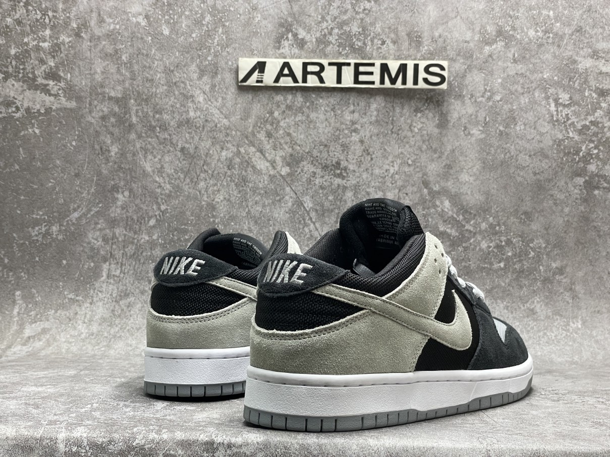 Nike Sb Zoom Dunk Low Pro Black/Wolf Grey-White-White