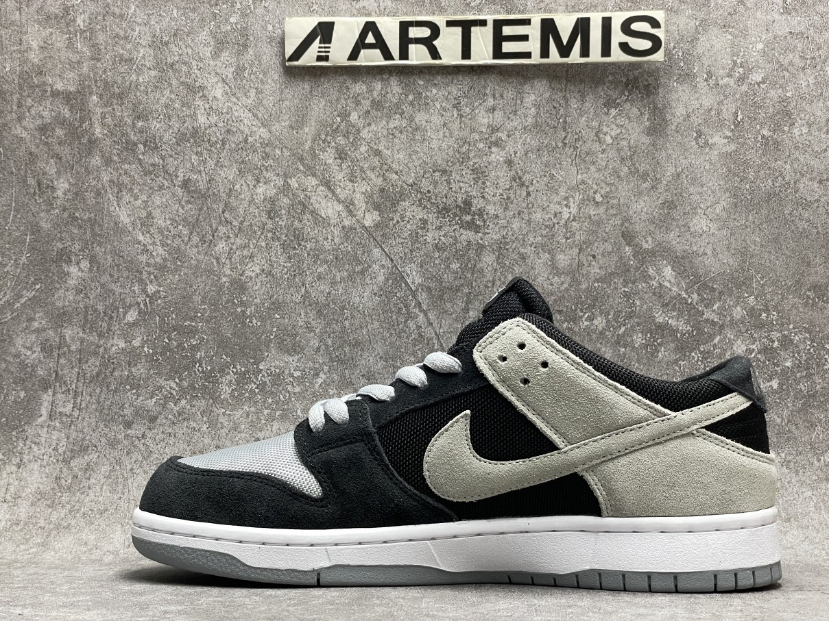 Nike Sb Zoom Dunk Low Pro Black/Wolf Grey-White-White