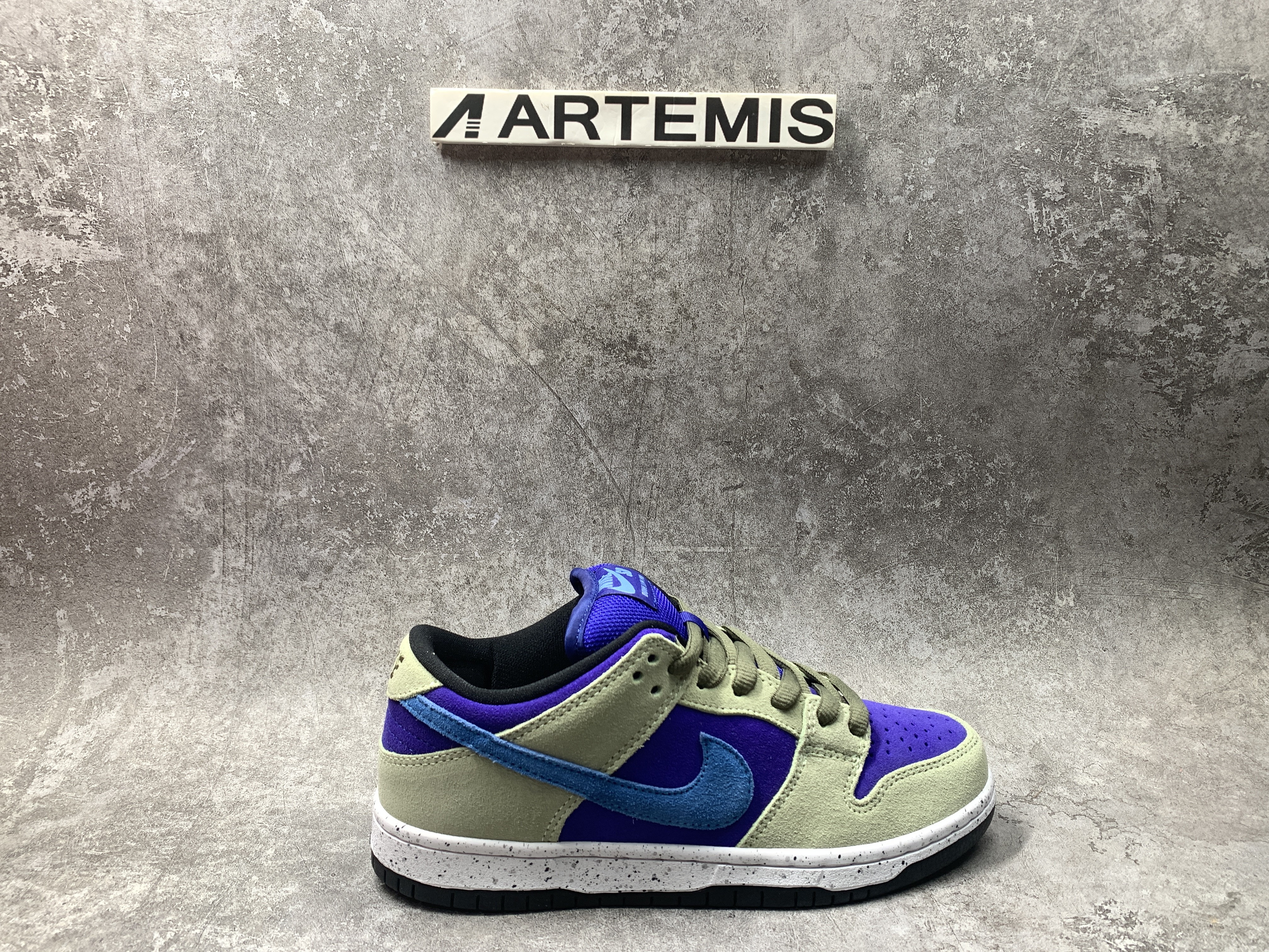 Nike Dunk Low SB Celadon