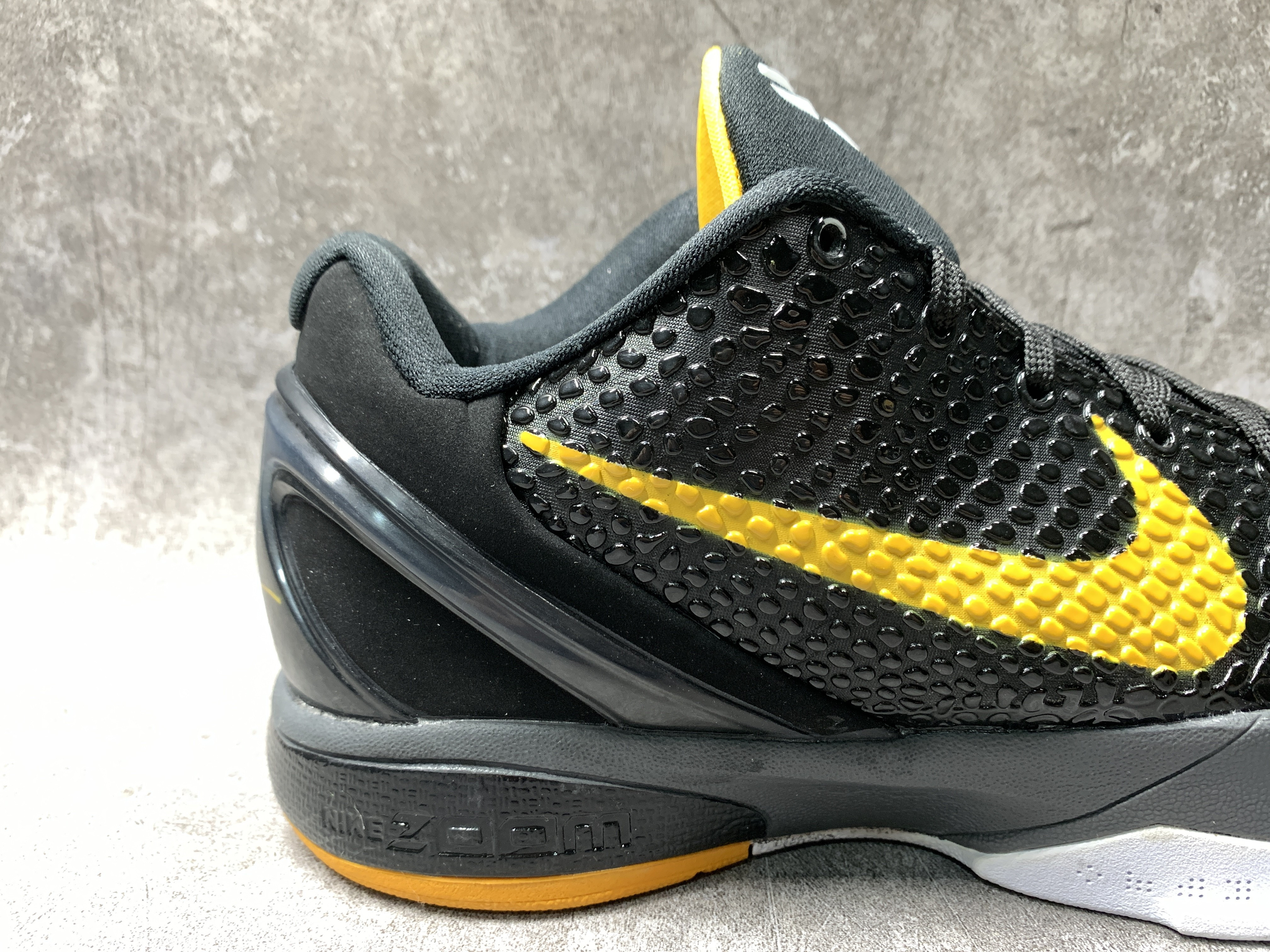 Nike Zoom Kobe 6 Black Del Sol