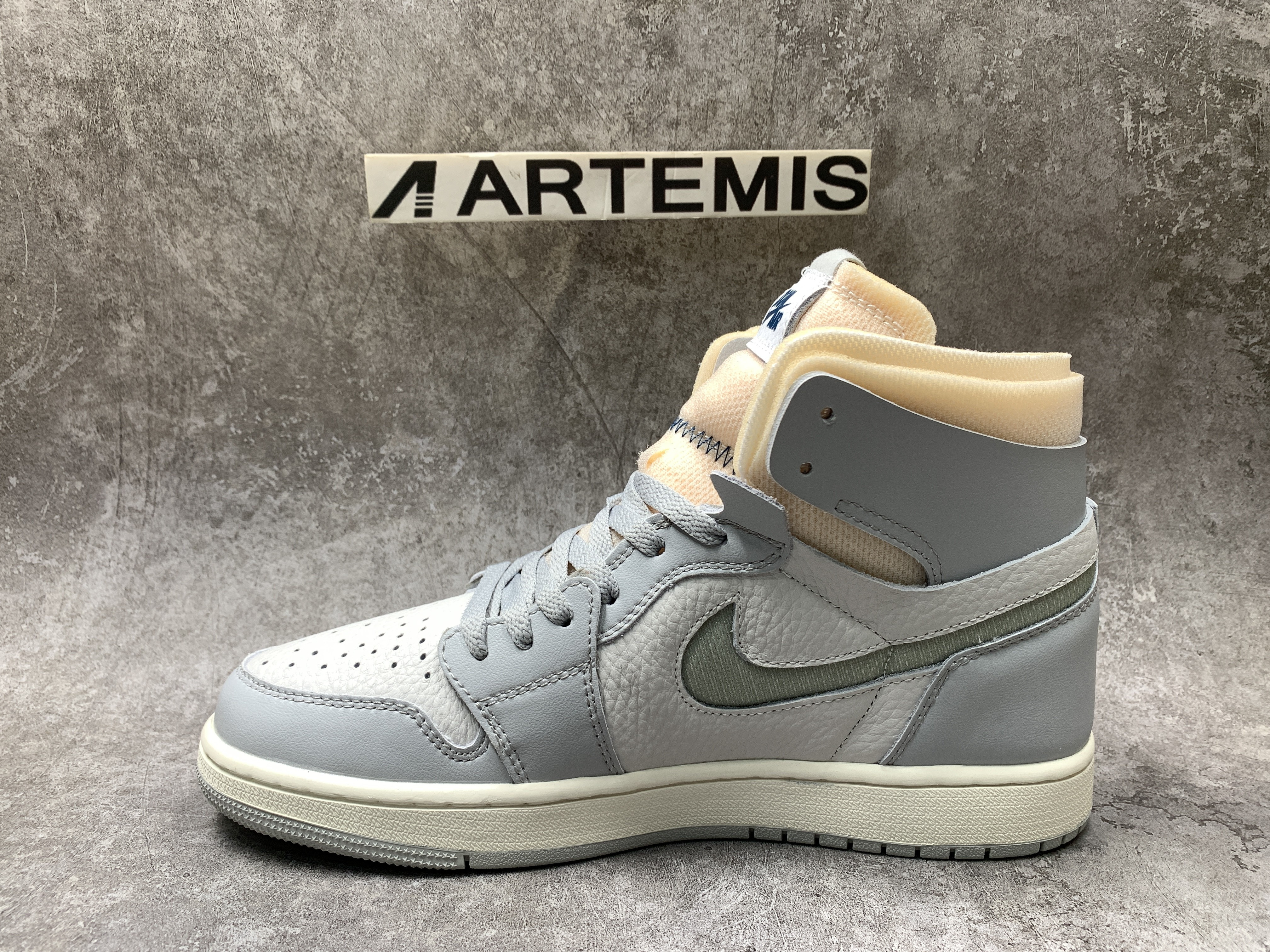 Air Jordan 1 High Zoom CMFT London