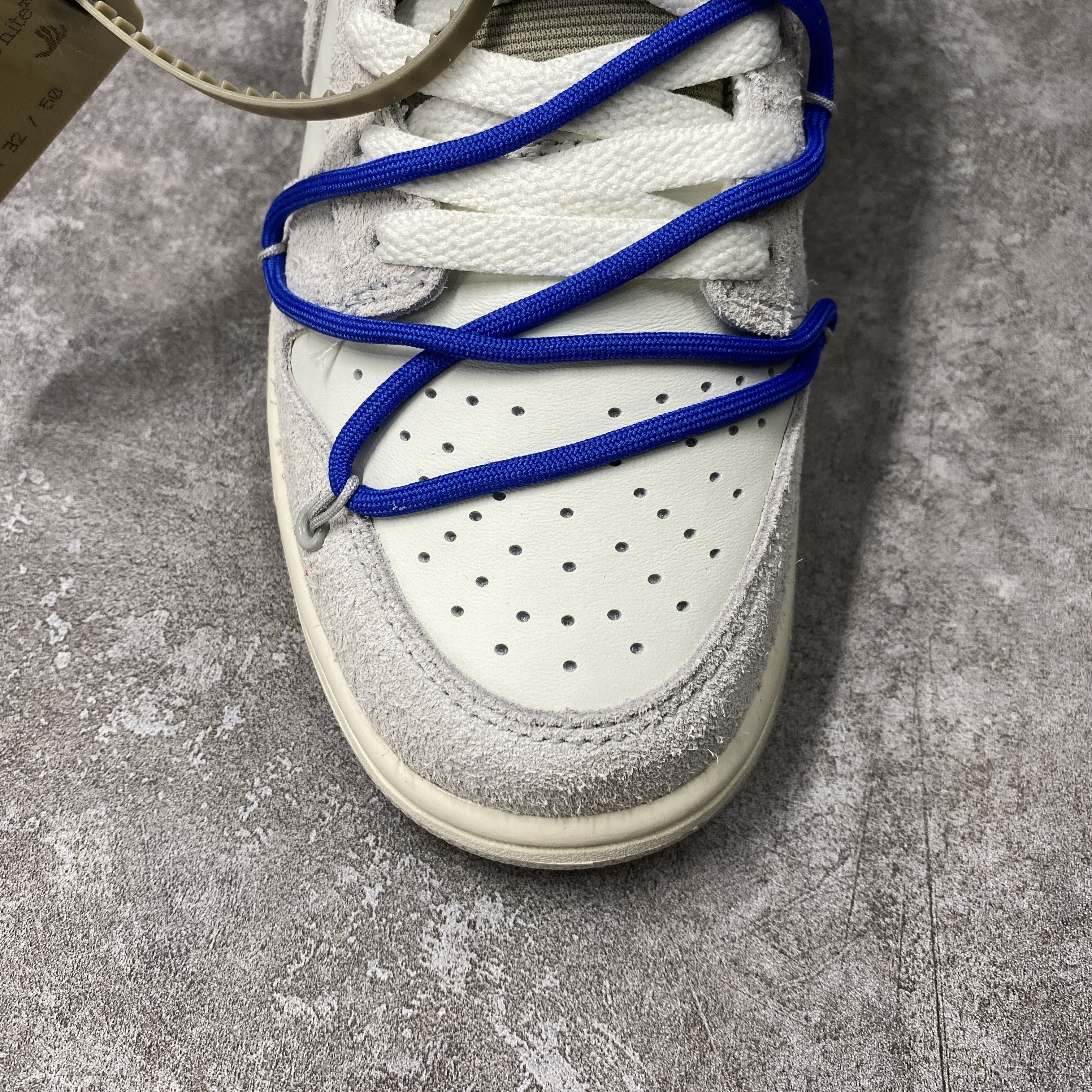 Nike Dunk Low Off-White Lot 32