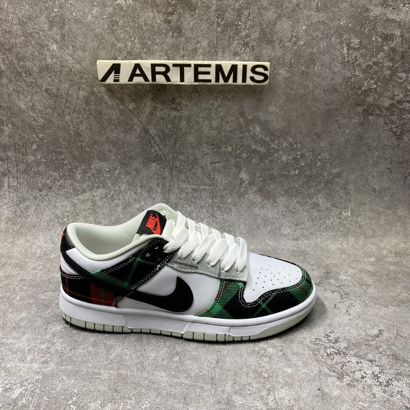 Nike Dunk Low Tartan Plaid