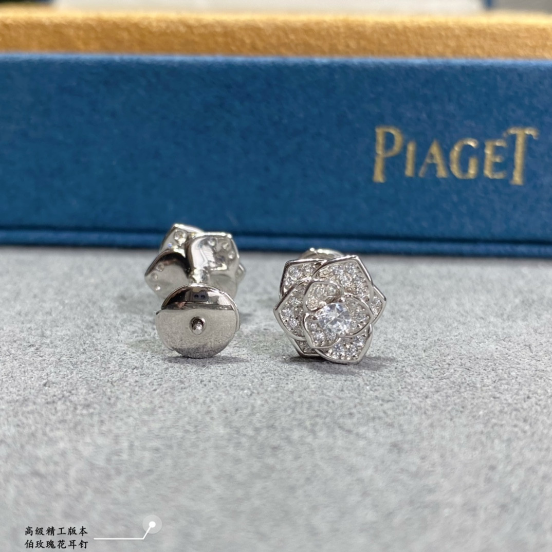 Piaget rose stud Earrings