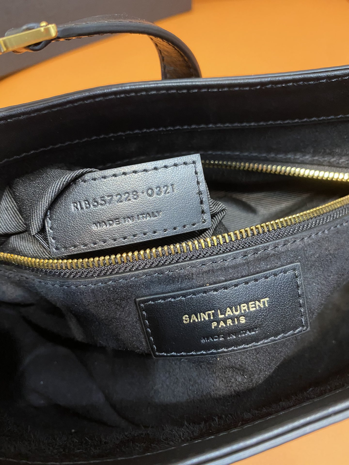 Y*L le 5 À 7 in smooth leather noir 23 x 16 x 6.5 cm