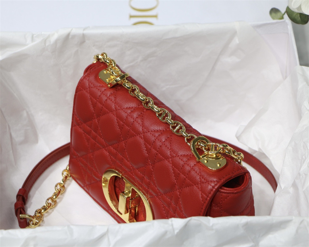 small d*or caro bag red S*pple cannage calfskin 20 x 12 x 7 cm