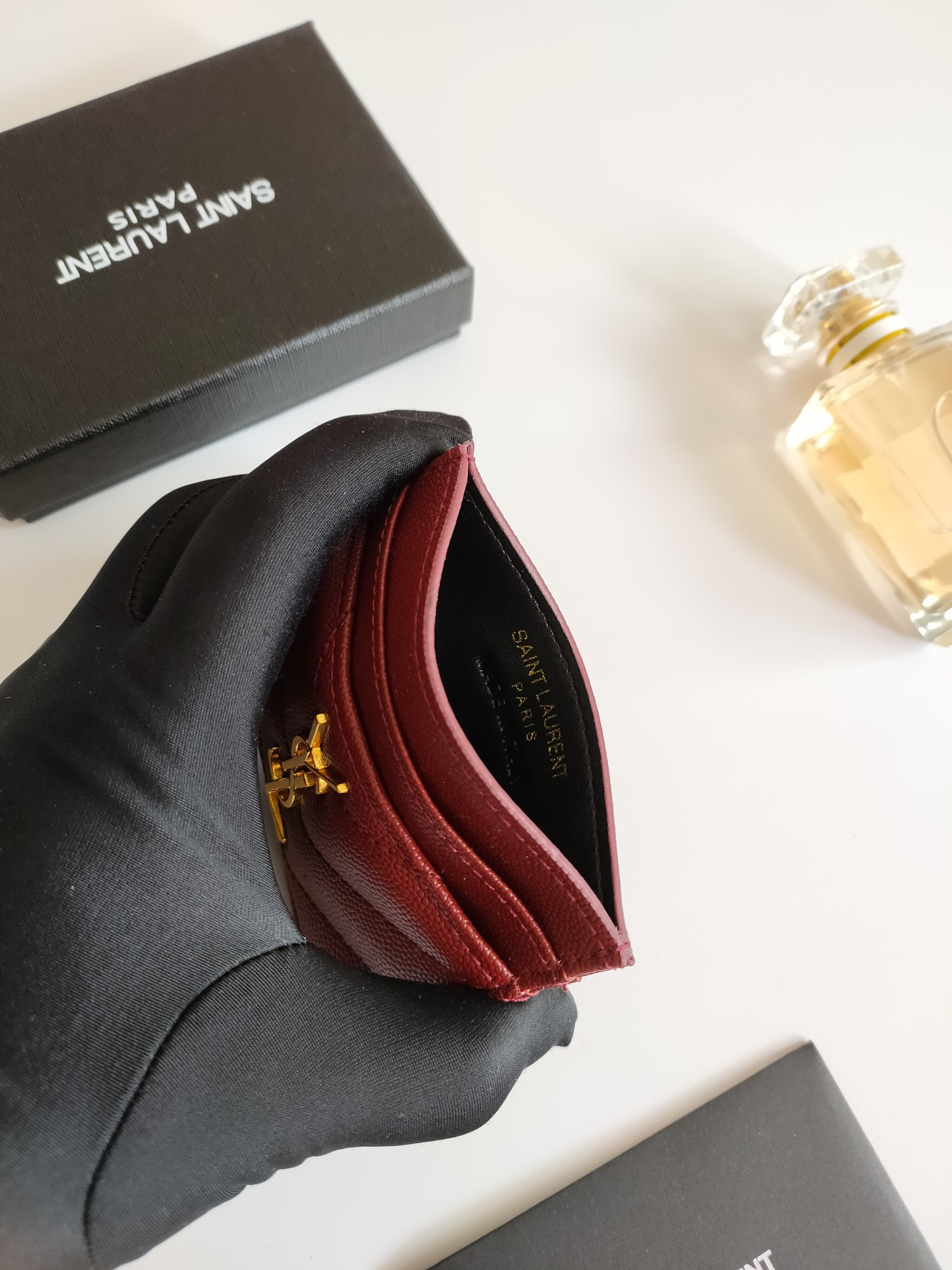 Y*L card holder 10.5×7.5×0.5cm