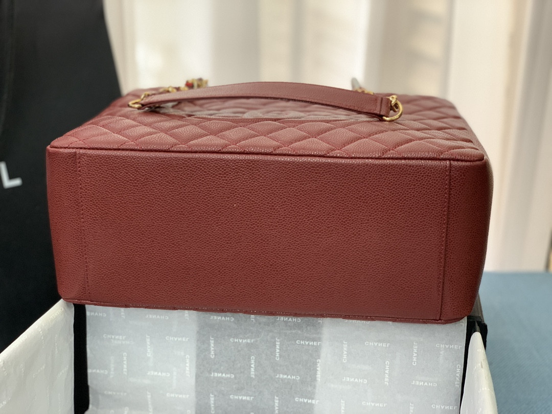 Ch*el gst caviar leather hardware 24x33x13cm