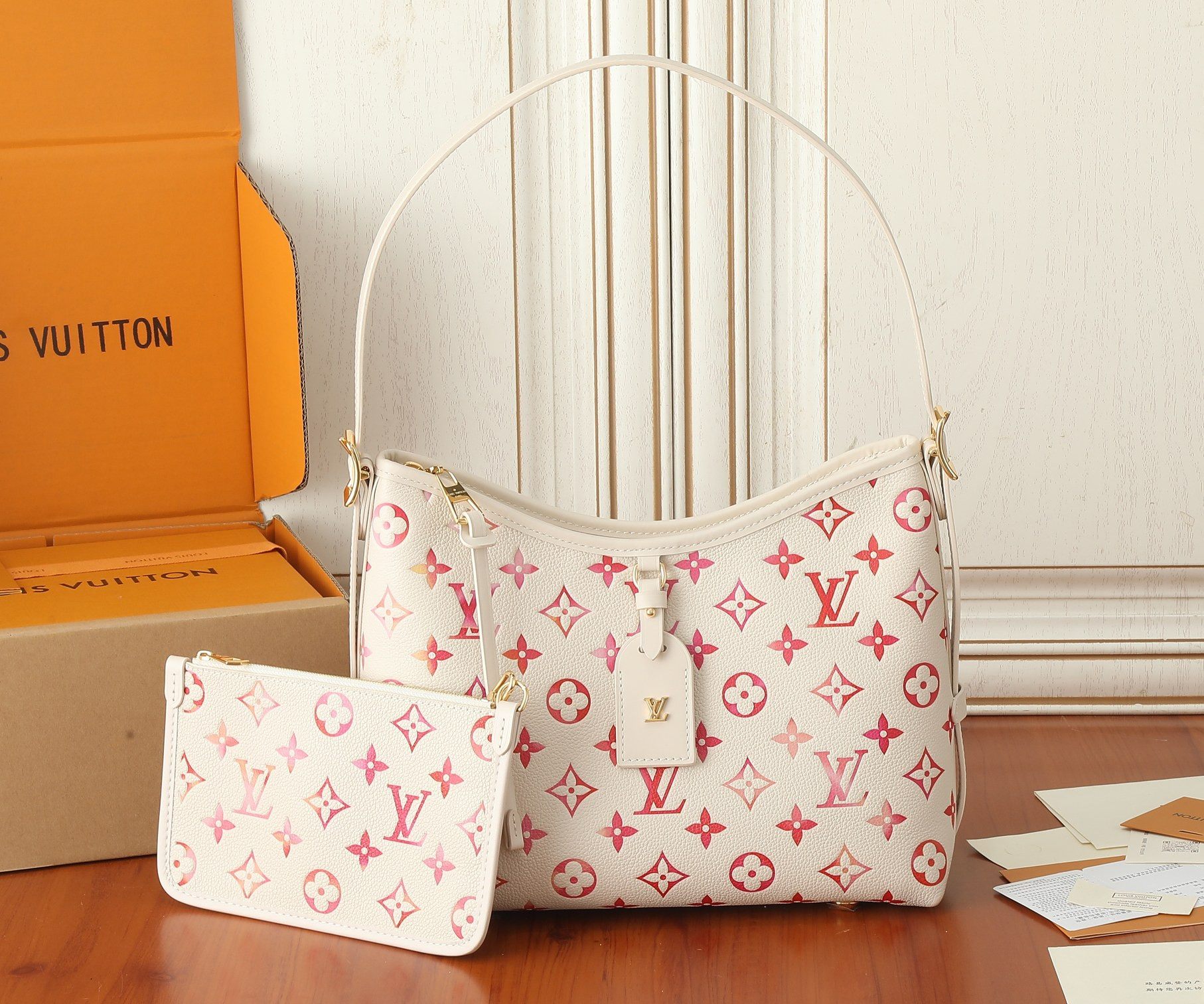 LV CarryAll PM M24652 11.6 x 9.4 x 4.7 in