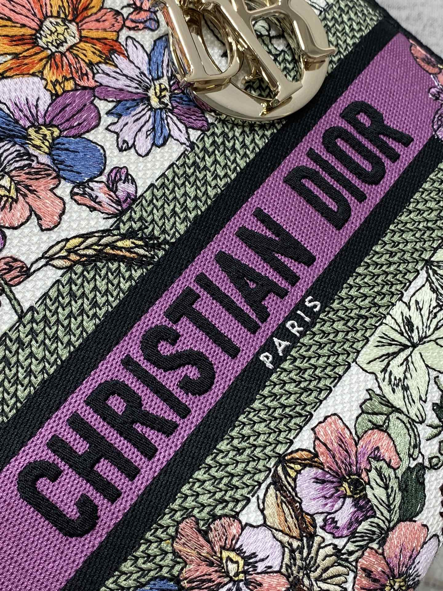 medium lady D*or bag white multicolor D*or 4 saisons Été embroidery 24 x 20 x 12 cm