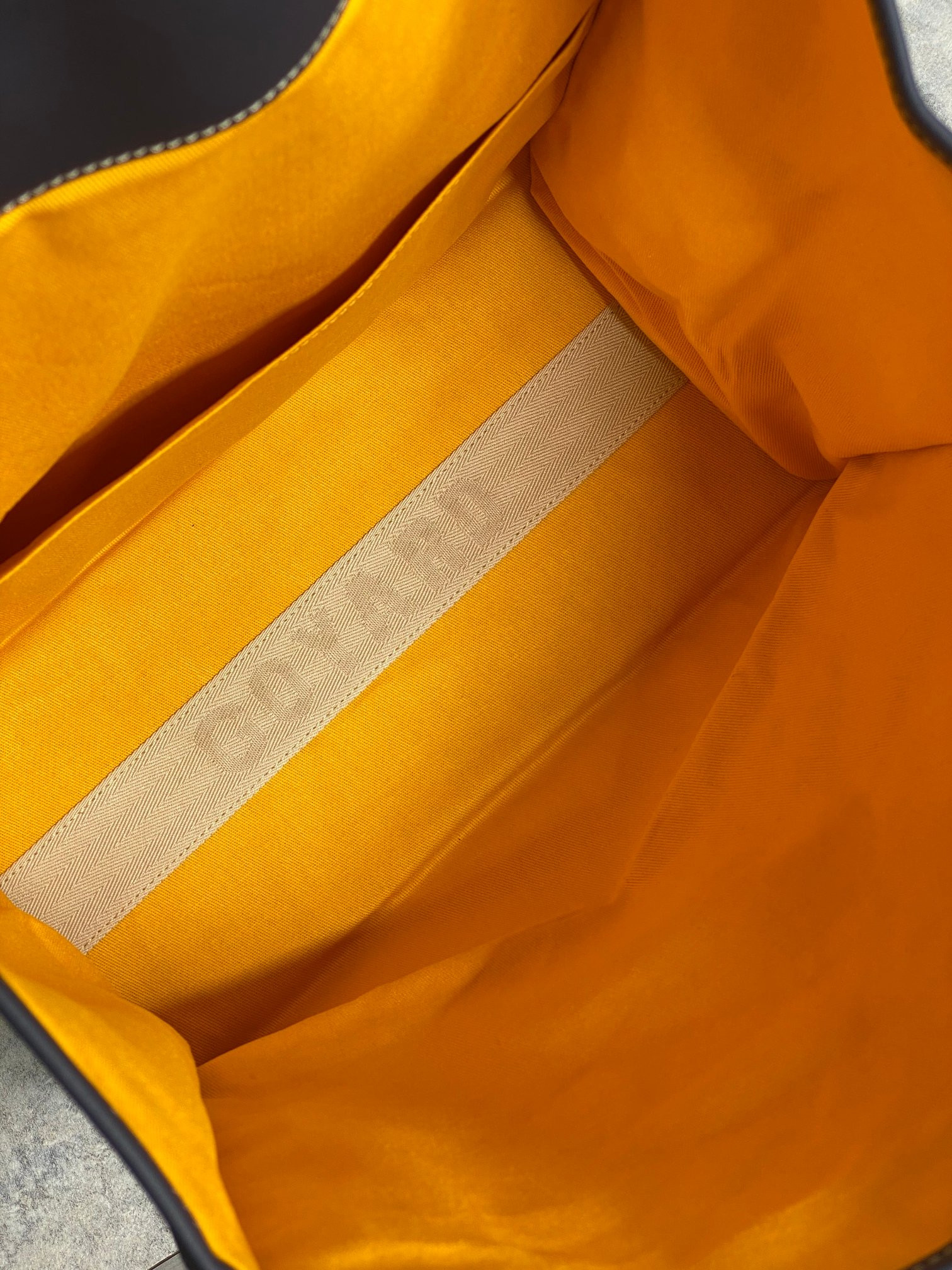 Go*ard saint léger 37 cm x 15 cm x 34 cm