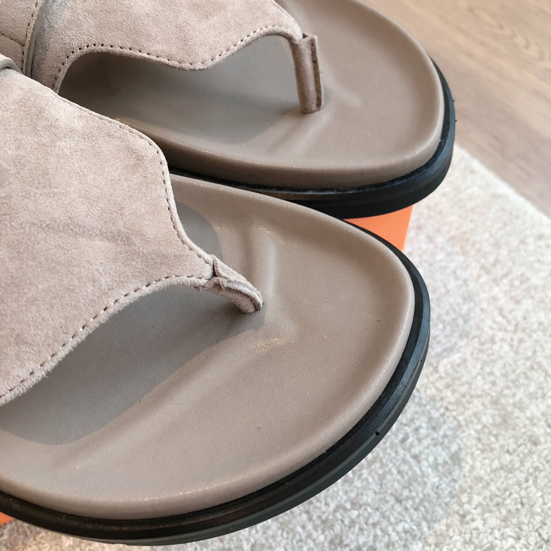 UA Hermès Empire Sandal