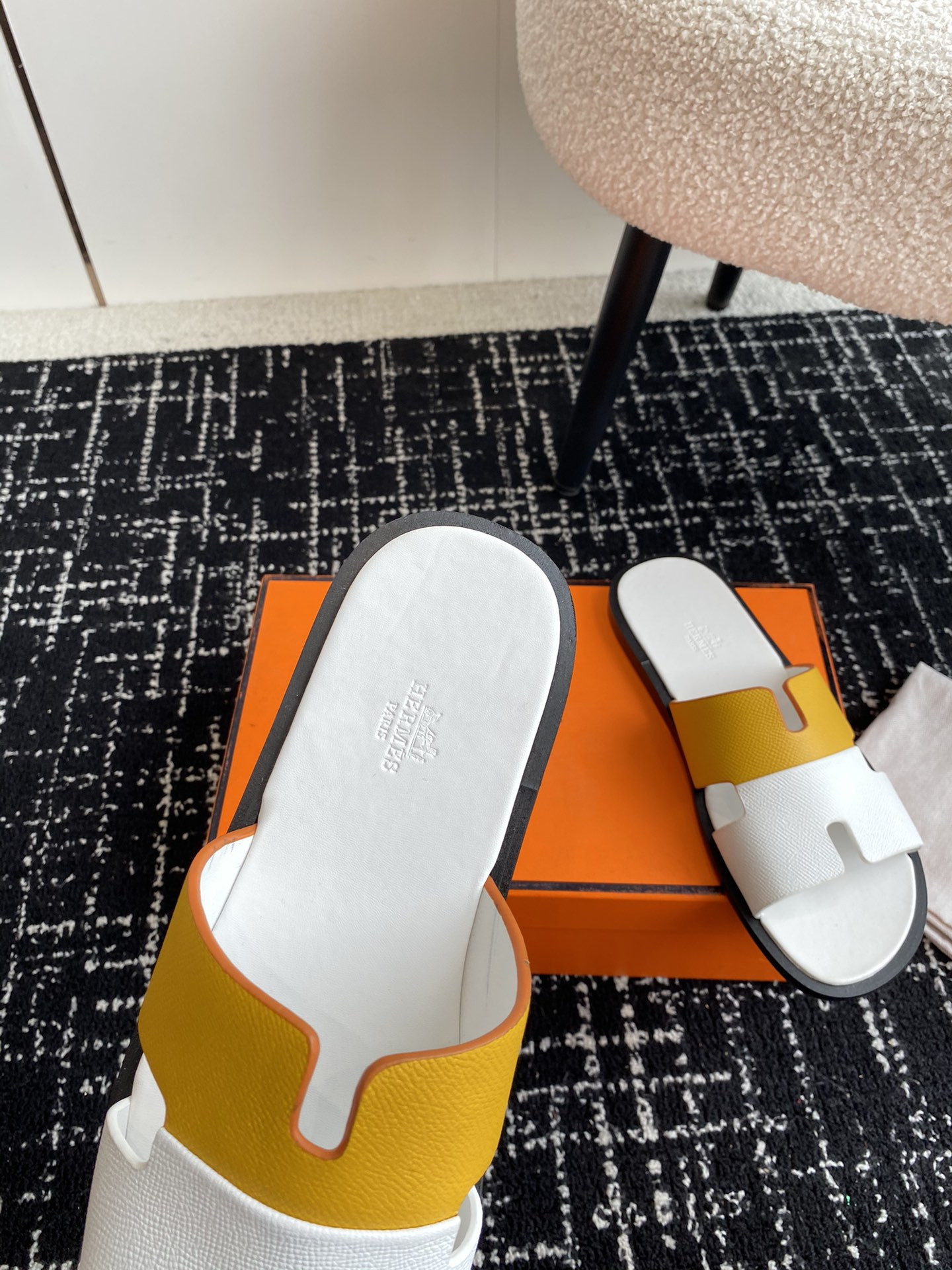 UA Hermès Izmir sandal