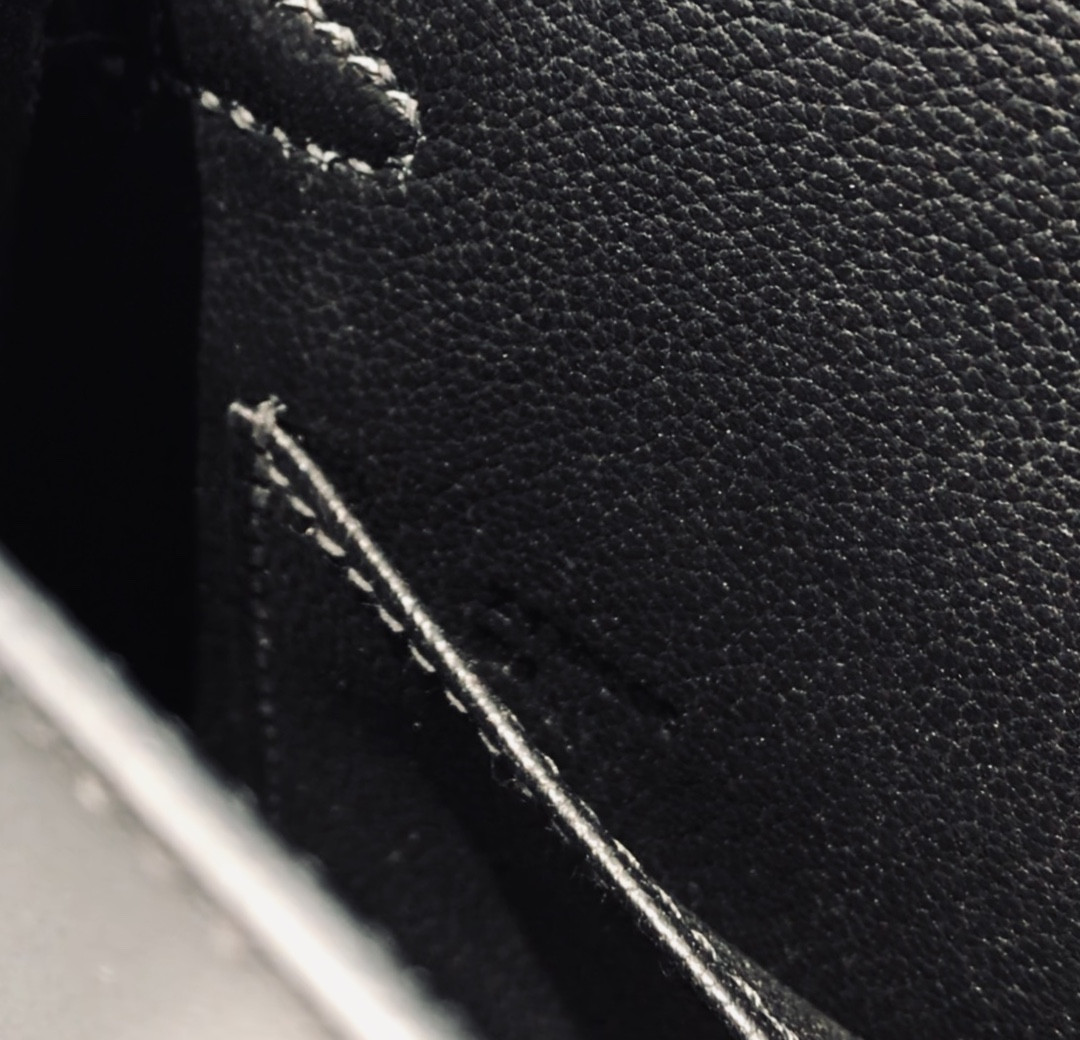 Hermès Mini Kelly 19 19×6×12CM