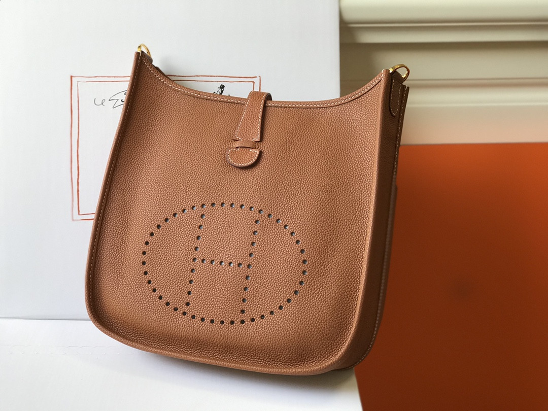 Hermès Evelyne Bag 28cm