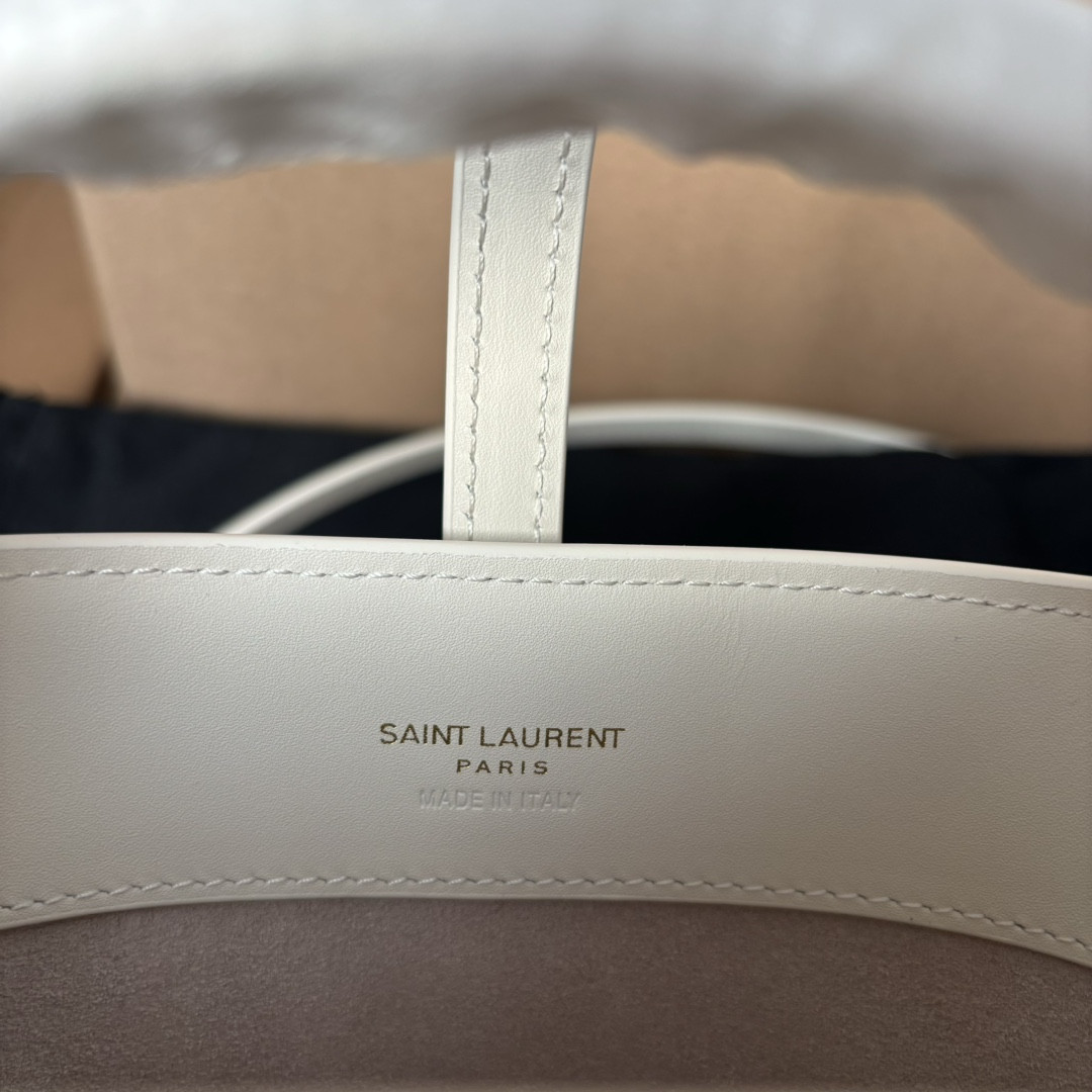 Y*L le 37 mini (shiny leather) 15x13x6cm