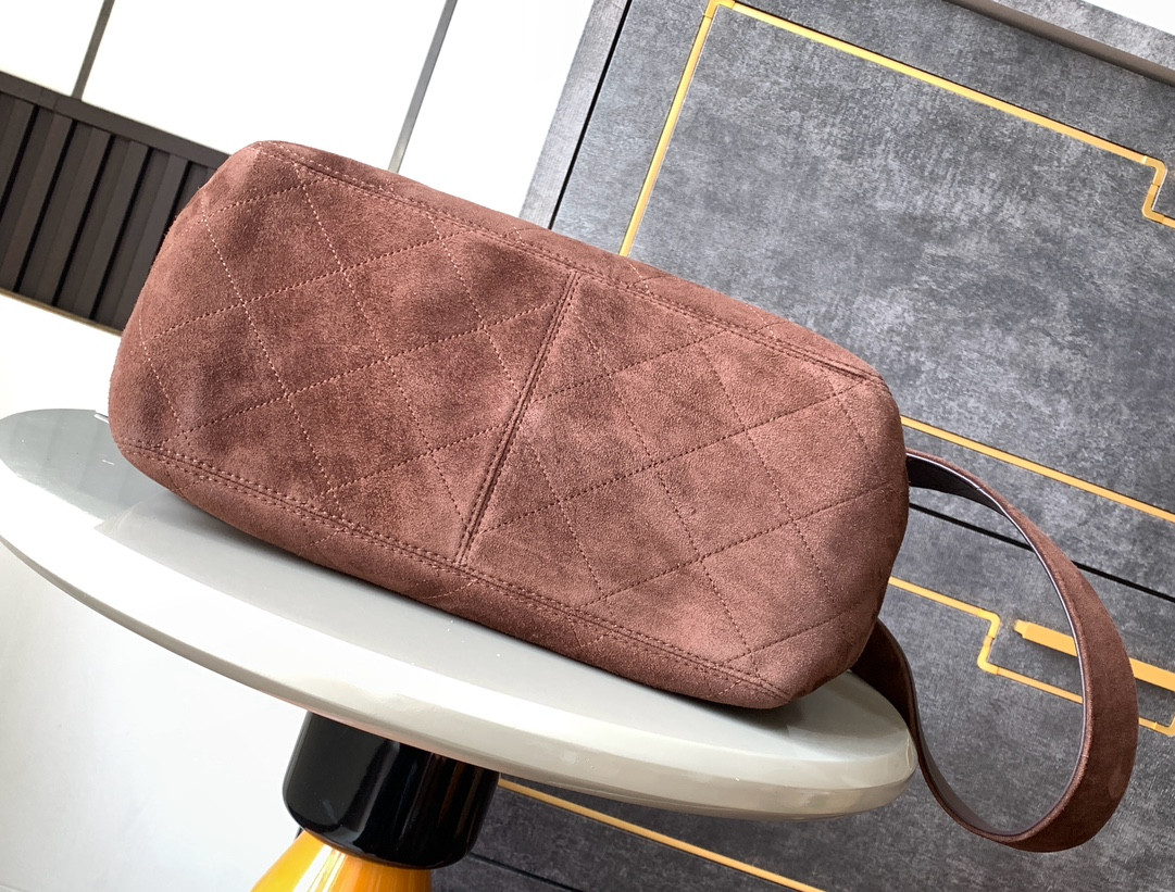 Ch*el vintage bag 28x12.5x24cm