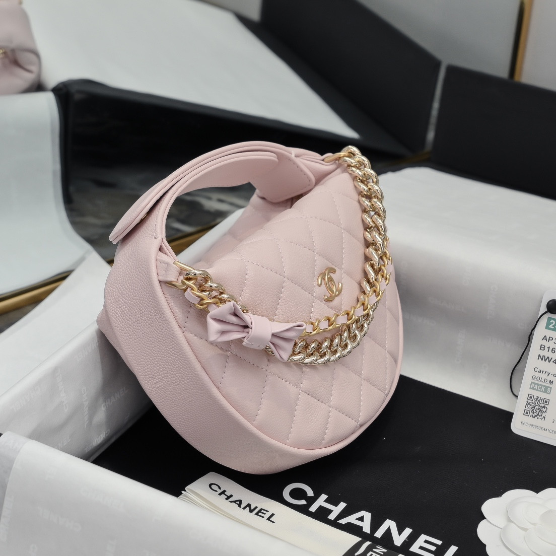 Ch*el clutch 18x17x8cm