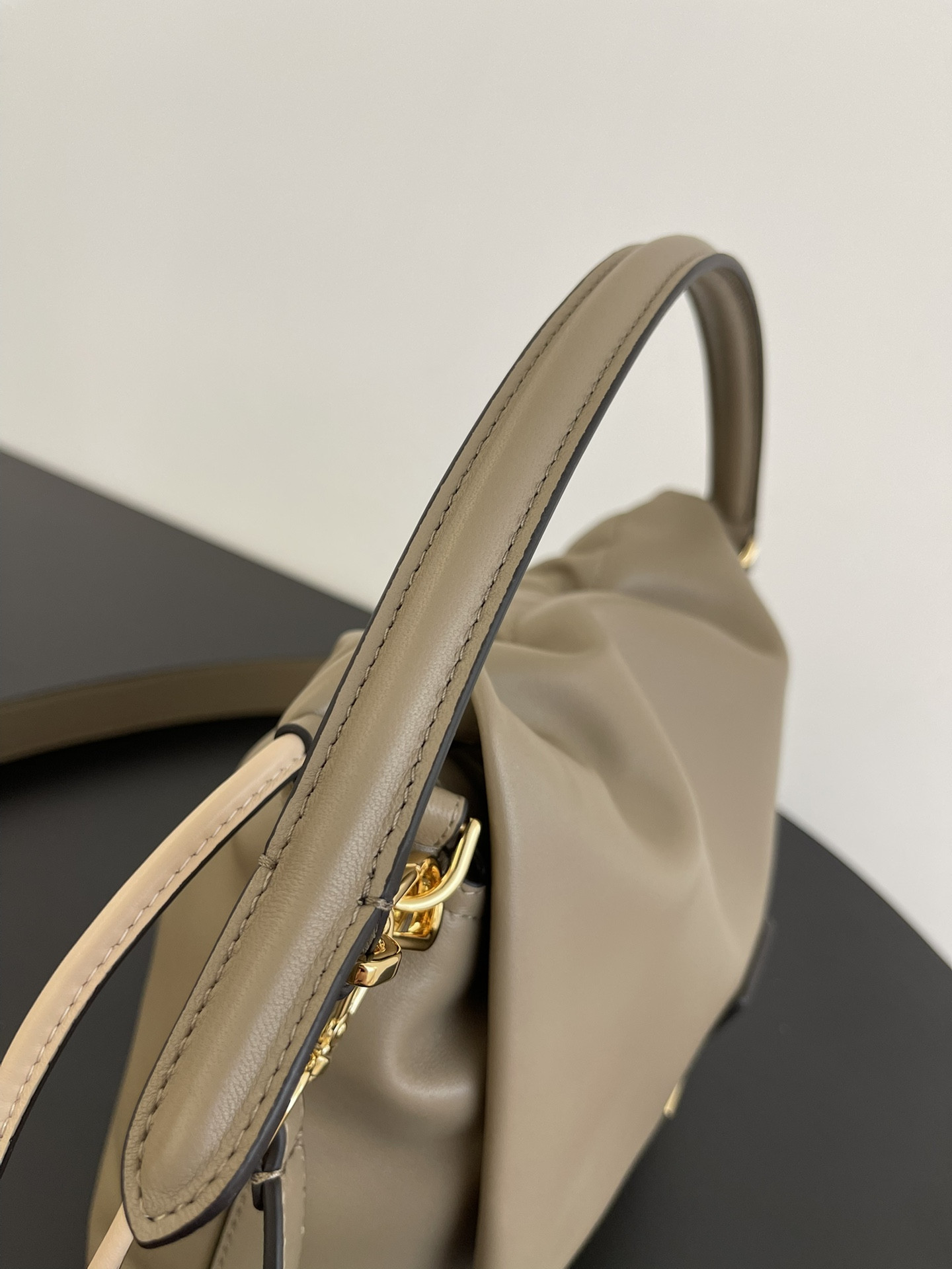 F**di mamma baguette medium 26.5x8.5x18cm