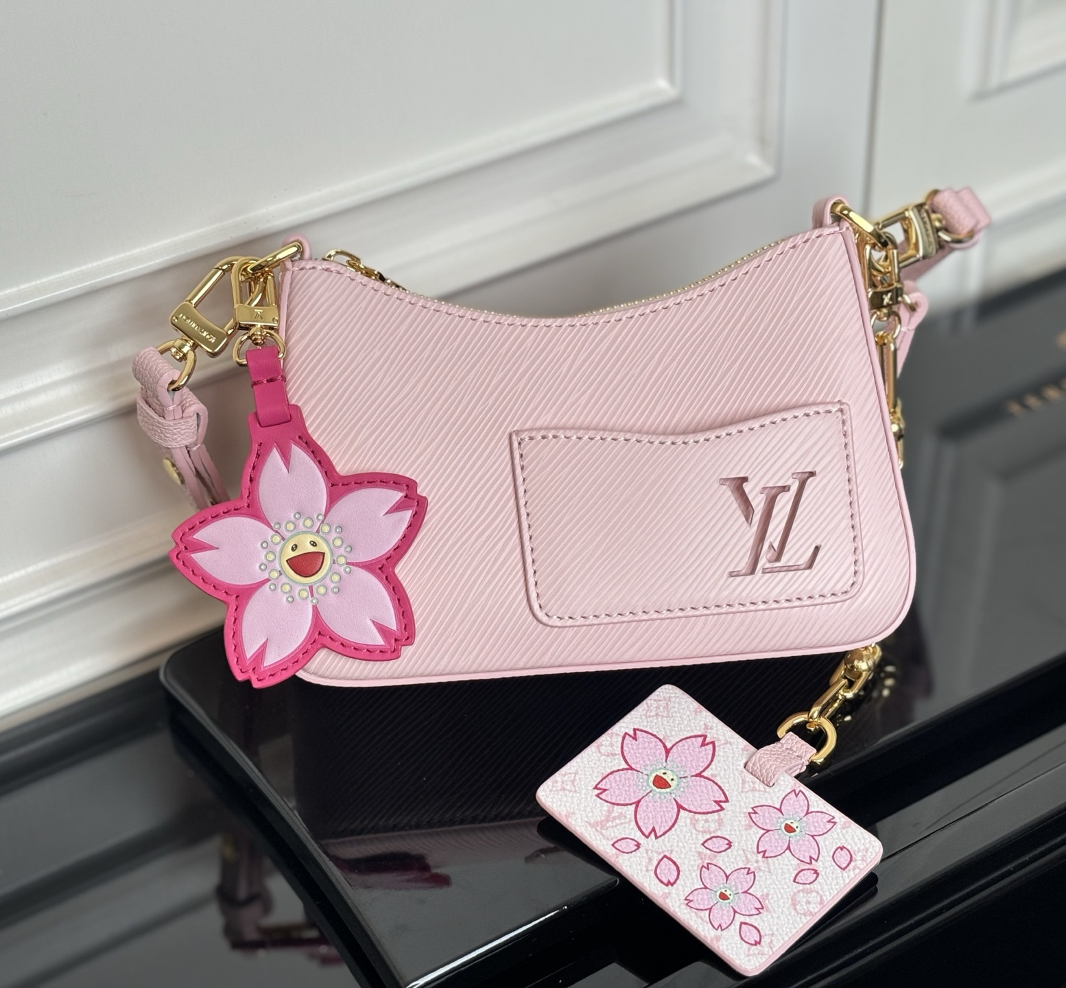 LV x TM Marellini M13101 19 x 13.5 x 6.5CM