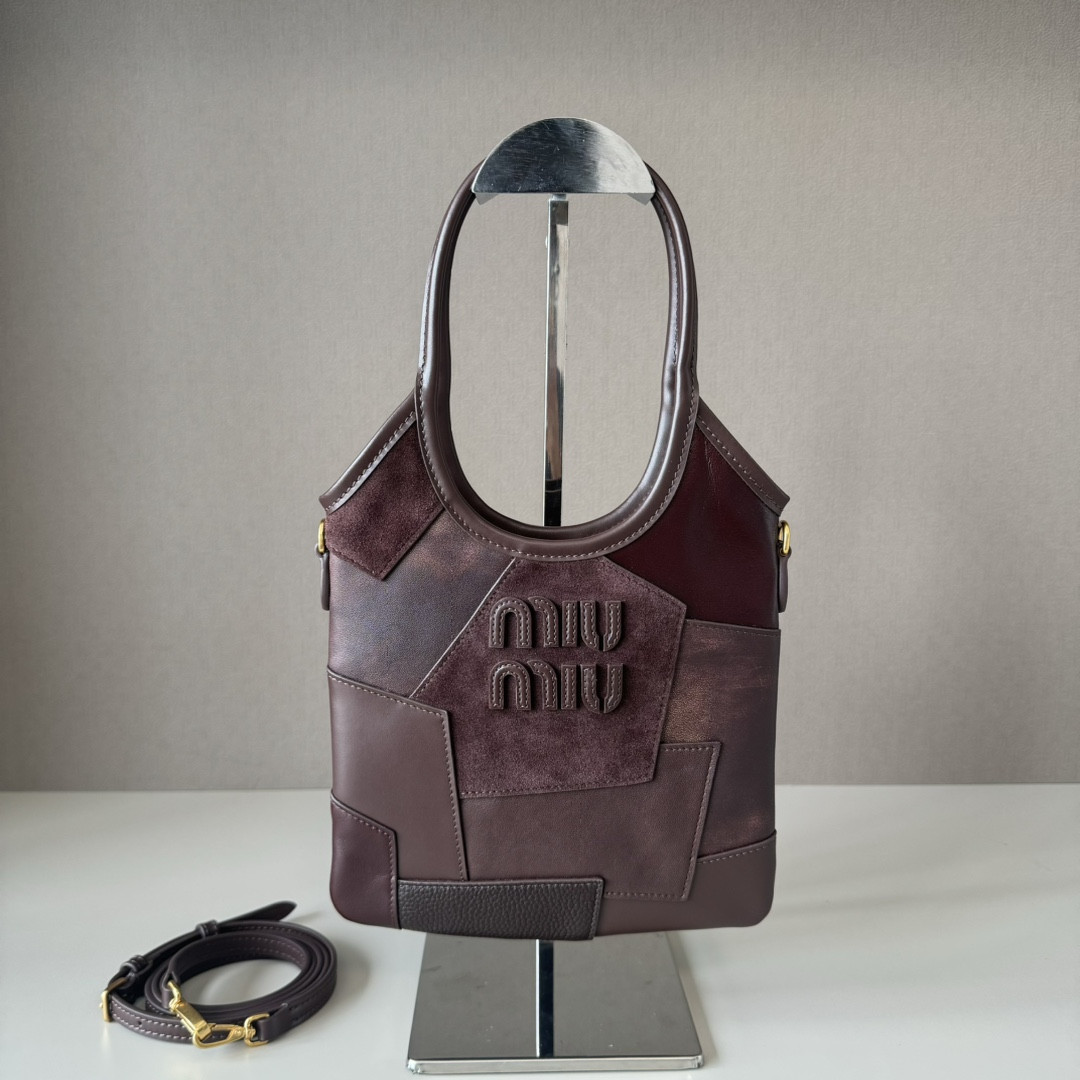 Miu Miu IVY leather handbag 24x20cm