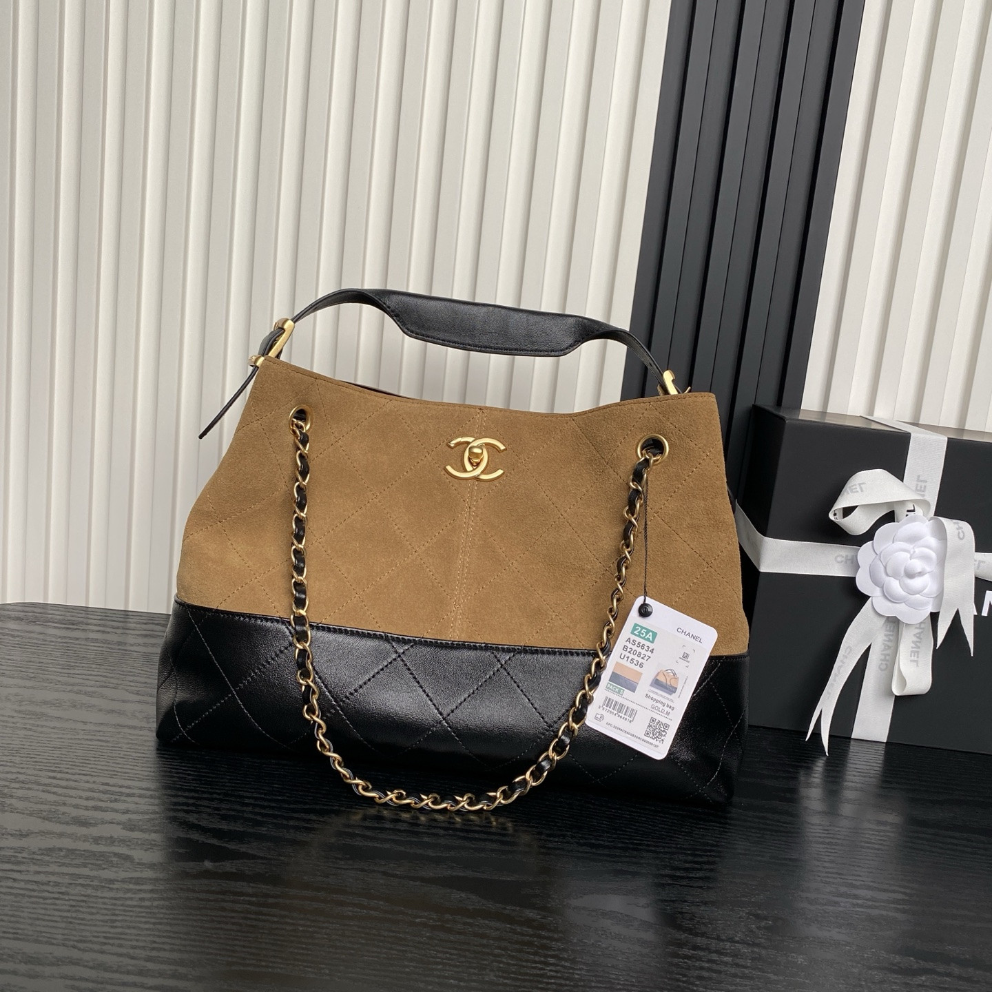 Ch*el small shopping bag as5634 24x36x14cm