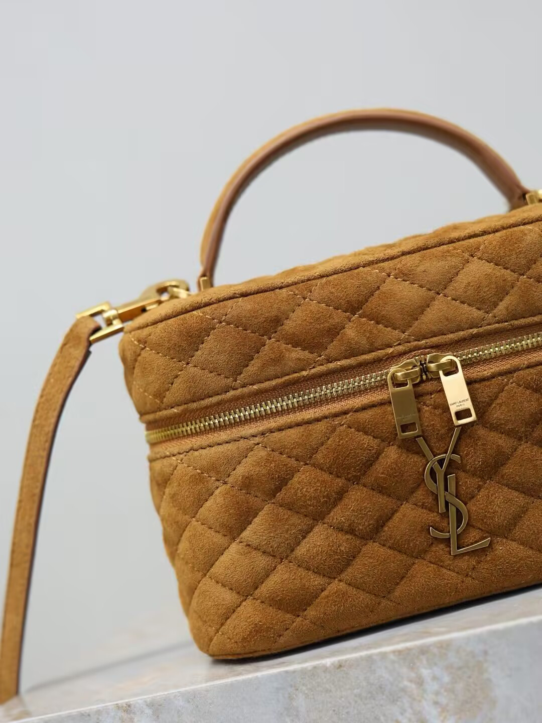 Y51 gaby vanity bag 18x11x6.5cm