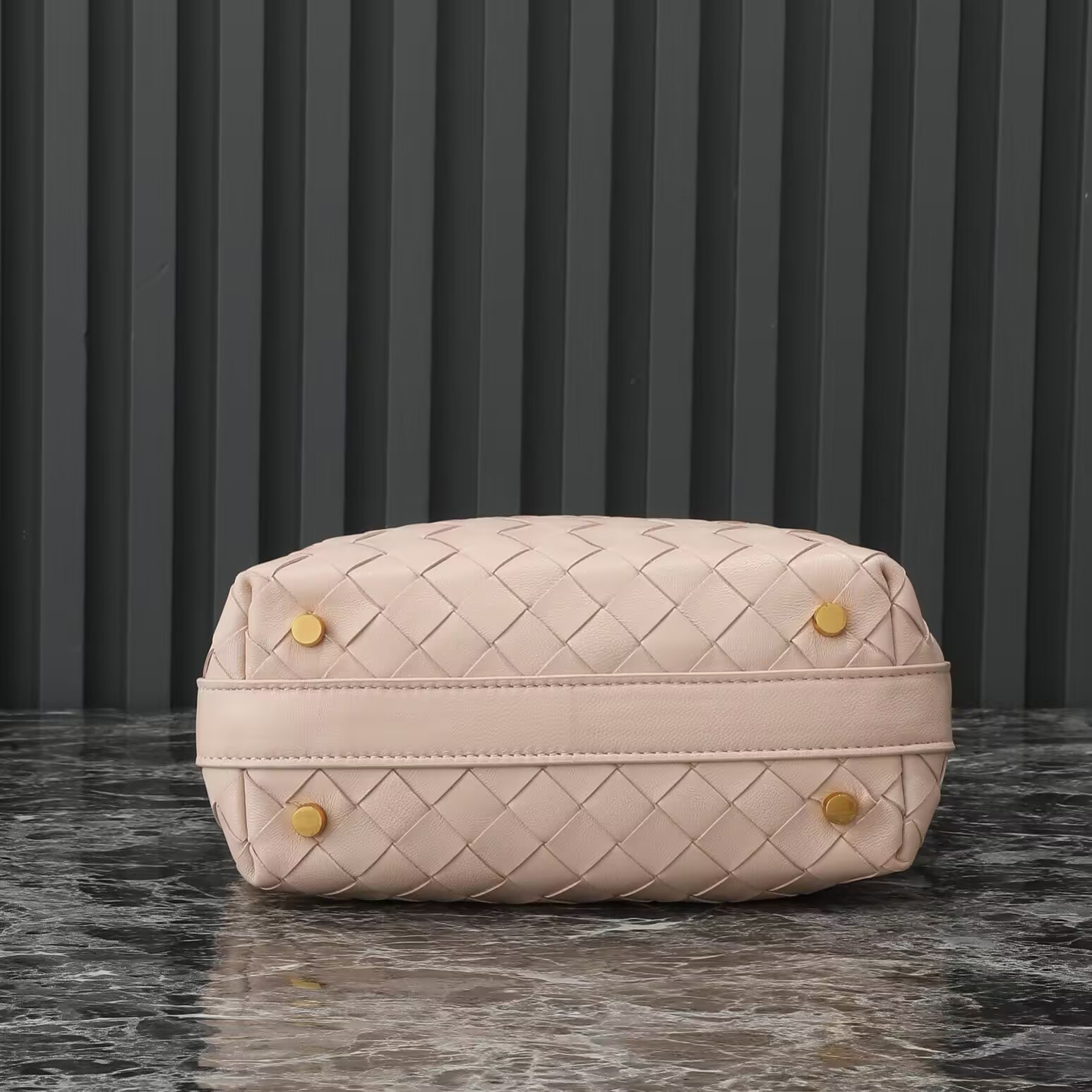 Bottega Veneta Mini Wallace 13x20x9.5cm
