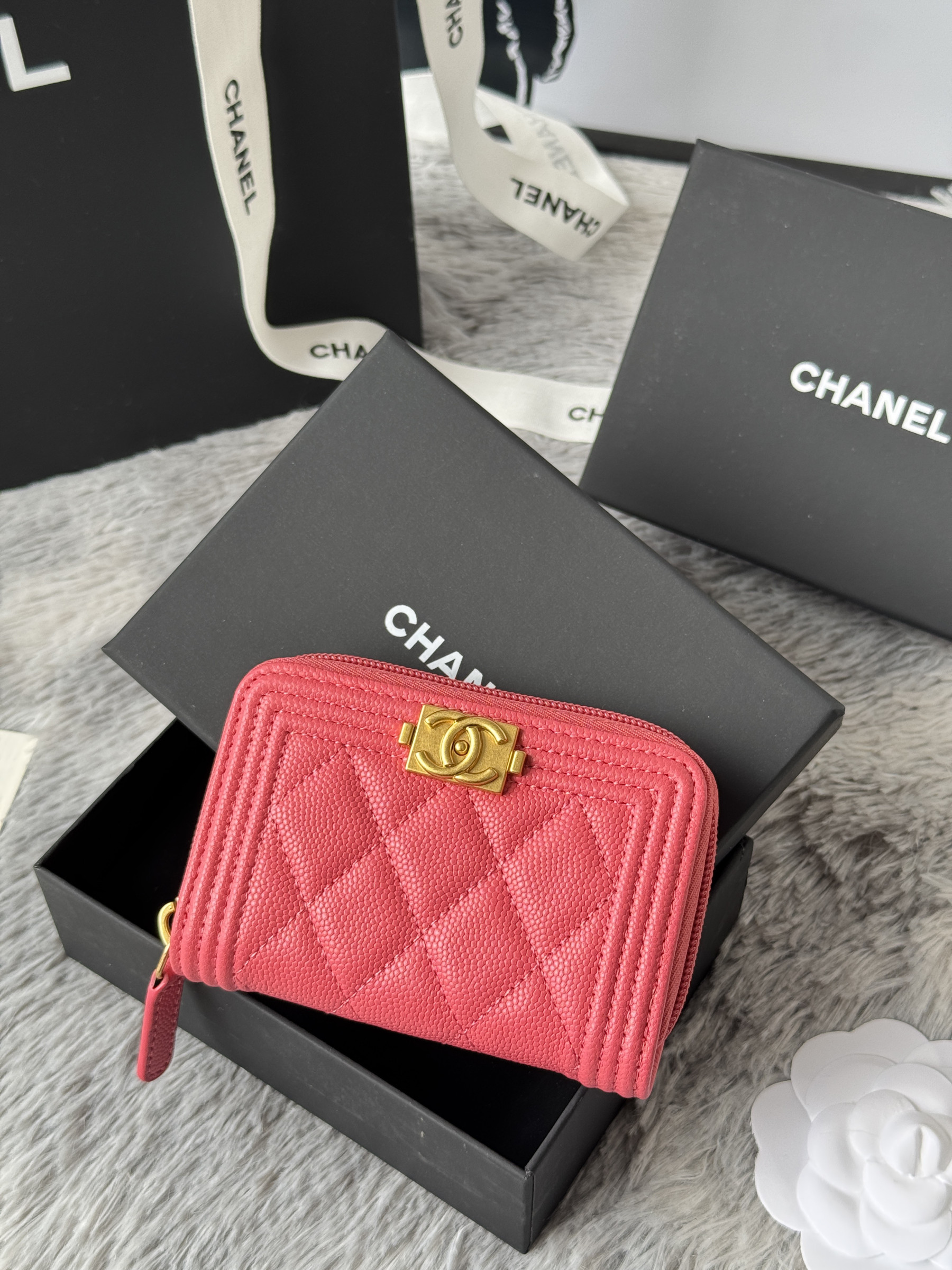 Ch**el boy zip around coin purse wallet a80602 7.5x11cm