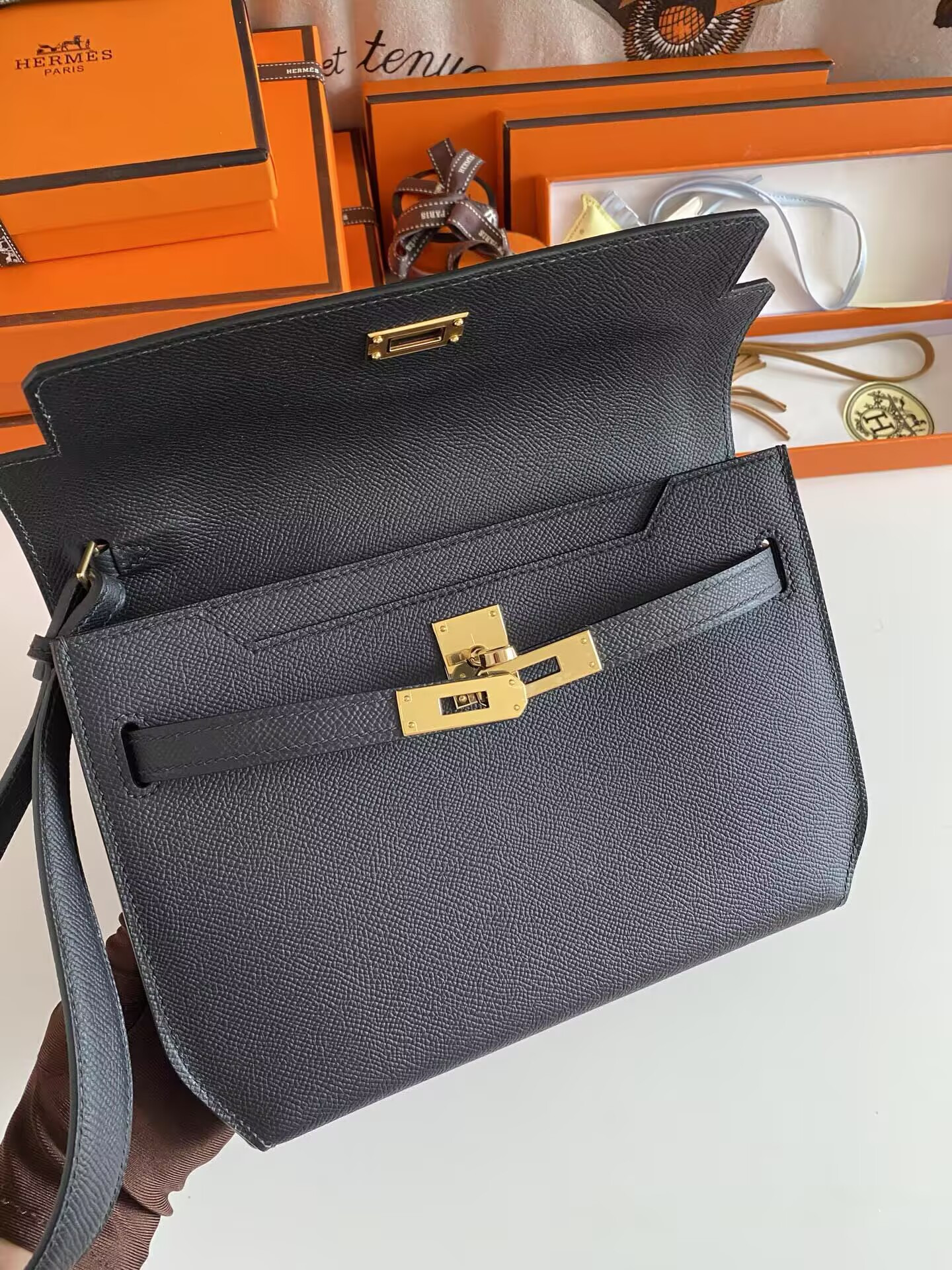 Hermès Kelly Depeches epsom 25cm