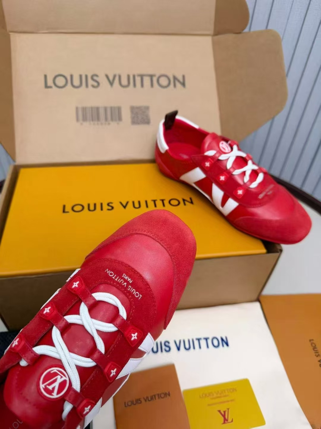 UA LV Sneaker