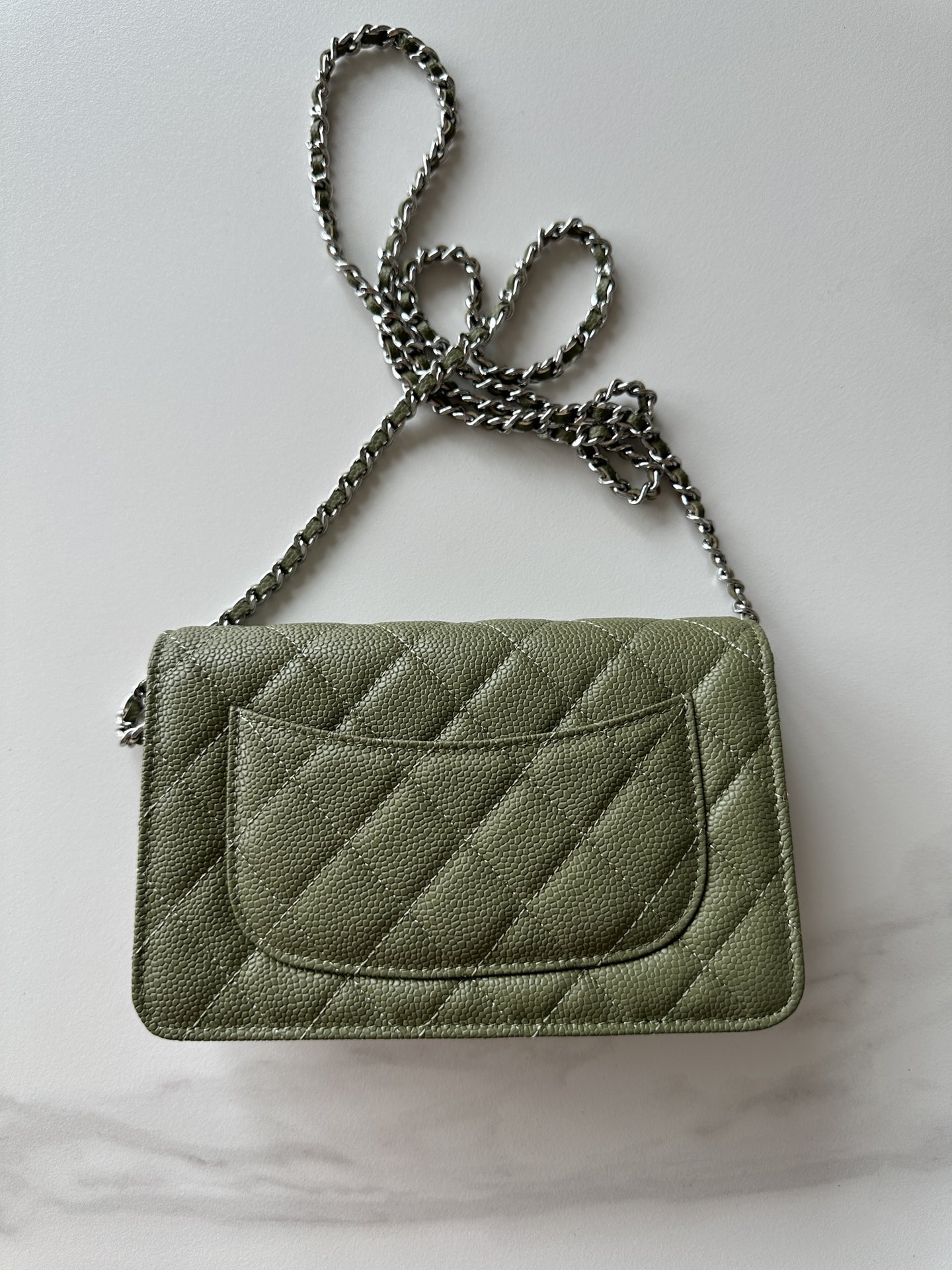 Ch**el woc classic wallet on chain 13x19cm