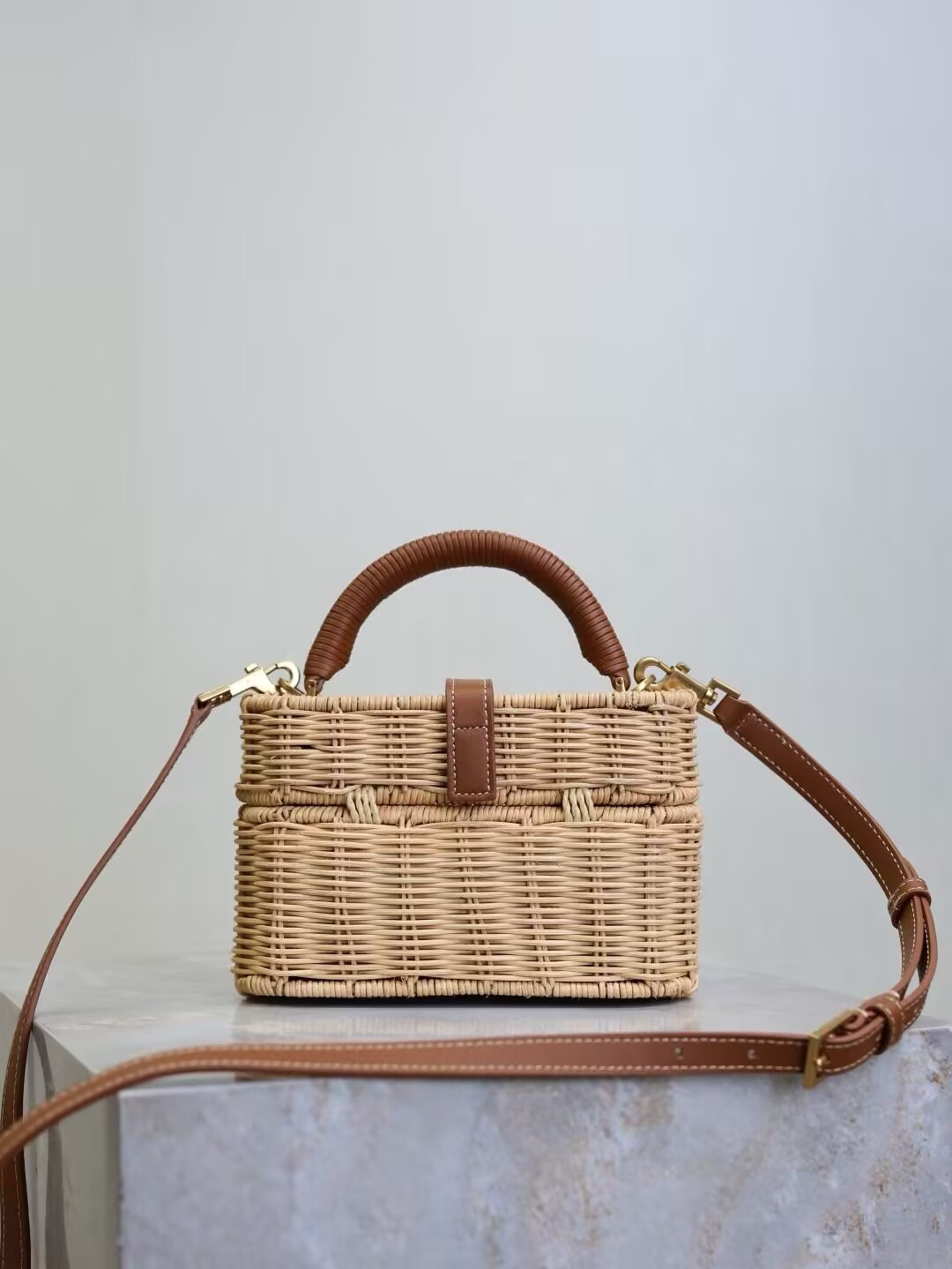 Y51 gaby vanity bag 18x11x6.5cm