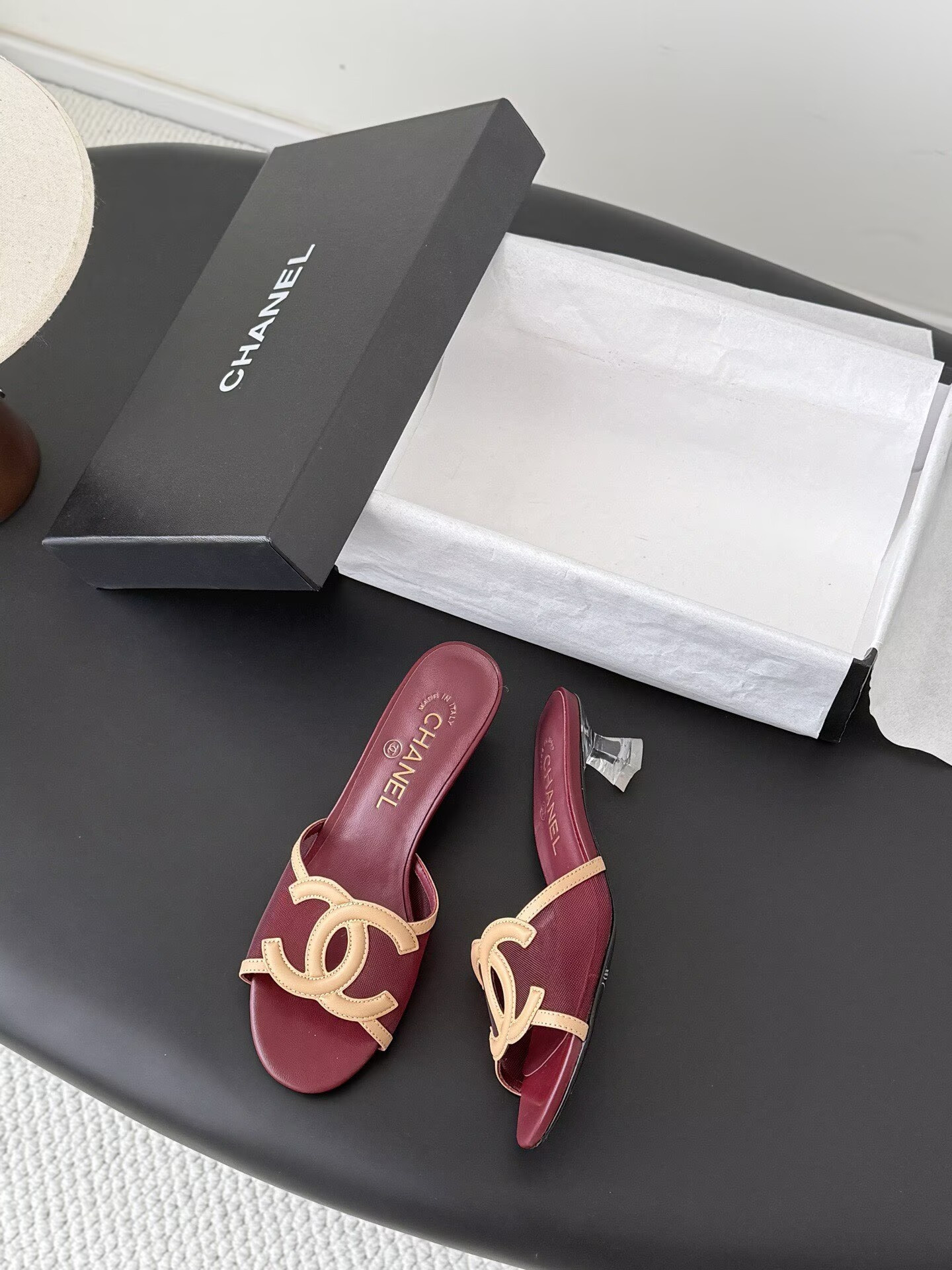 ua Ch**el sandals 4.5cm heel