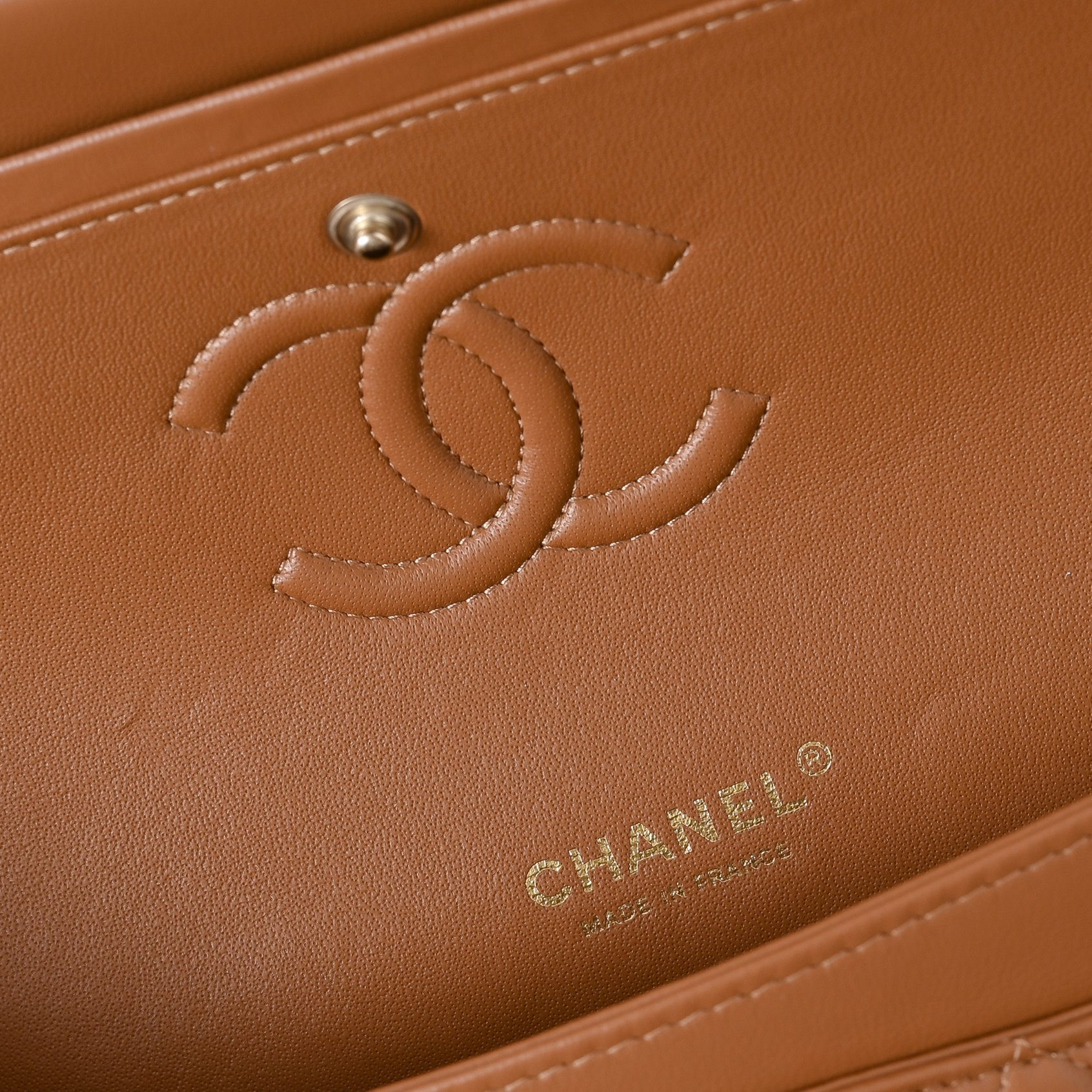 Ch**el classic flap handbag caramel with light gold hardware a01113 23x14.5x6cm
