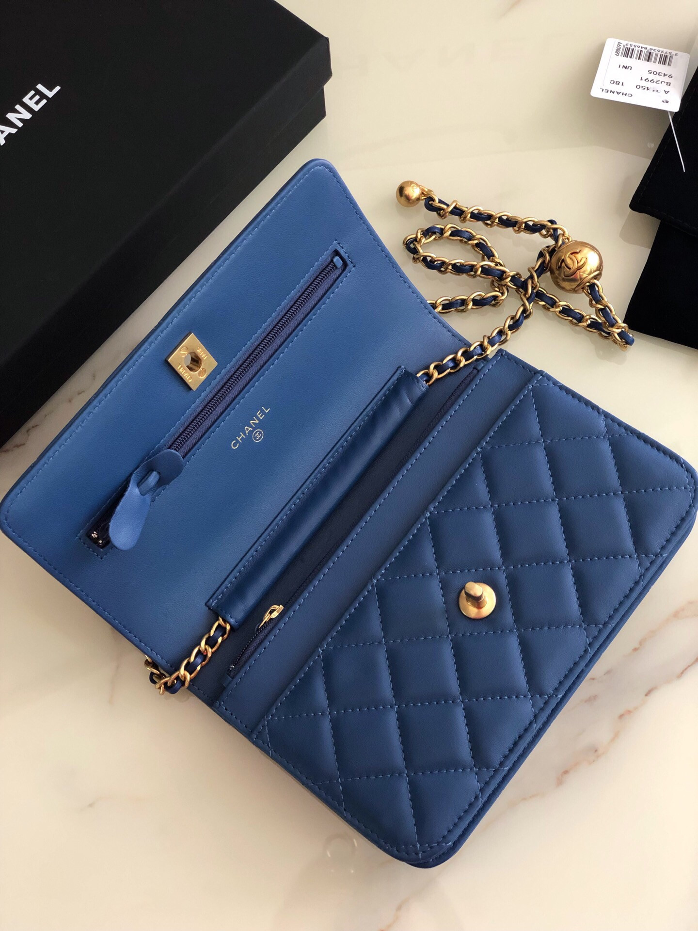 Ch**el woc wallet on chain 19cm