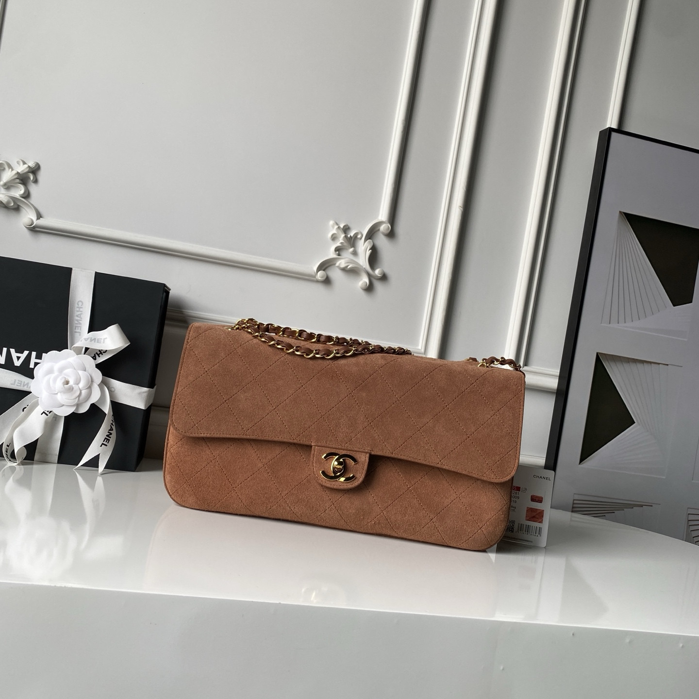 Ch**el maxi flapbag gold hardware as6281 19.5x32x10cm