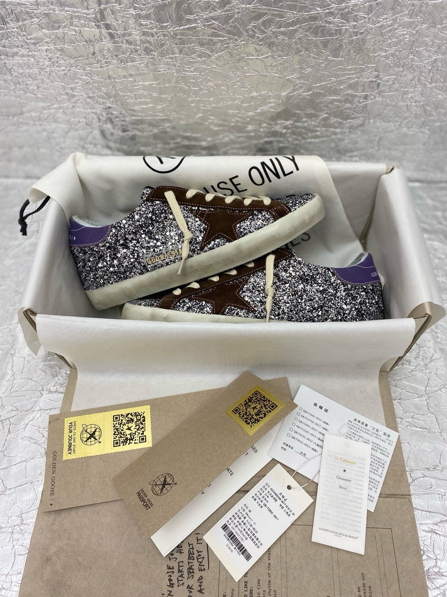 ua g01den G003e s*per-star sneaker