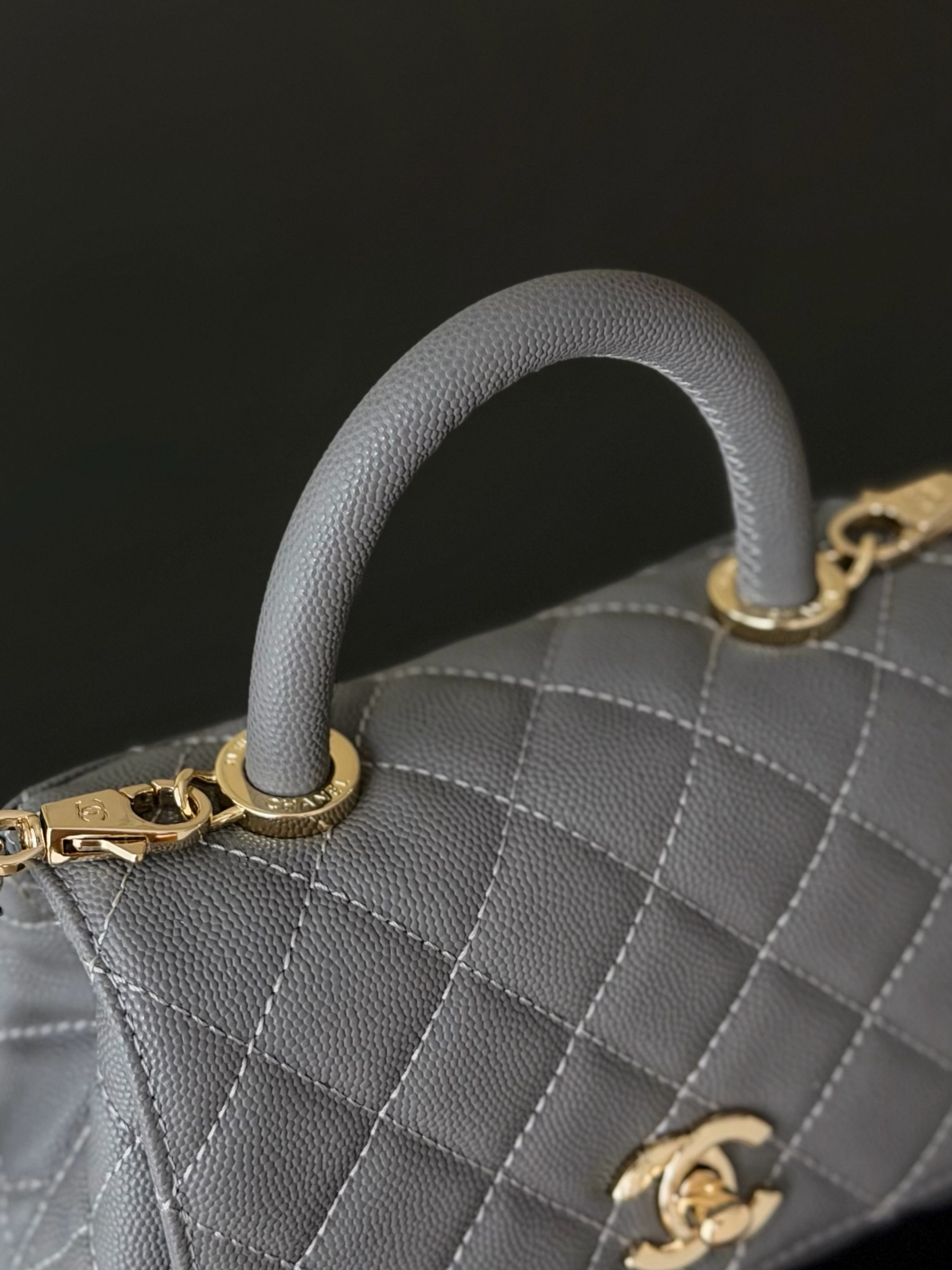 Ch**el mini coco handle 13x19x9cm